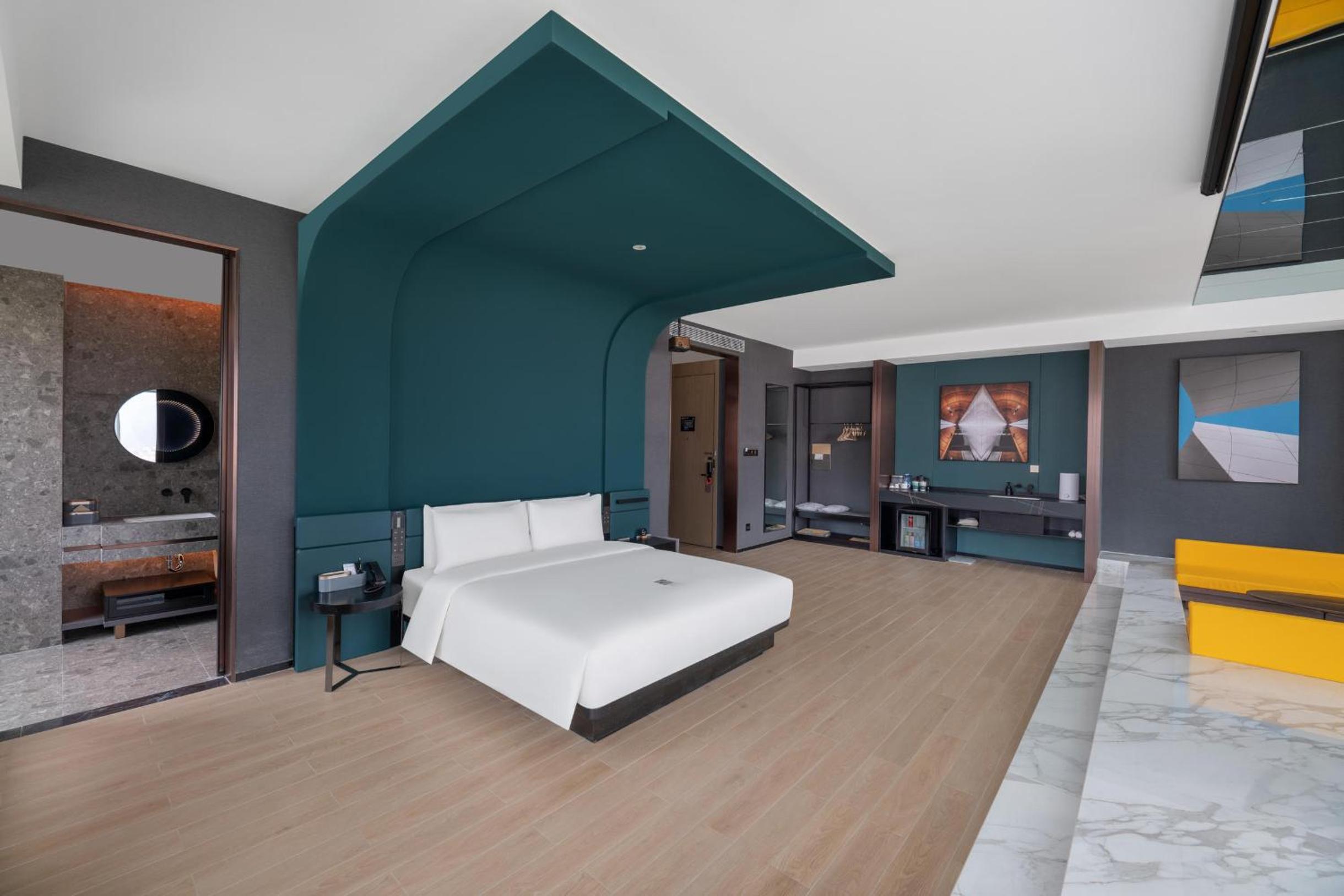 Deluxe Single Room with Sea View