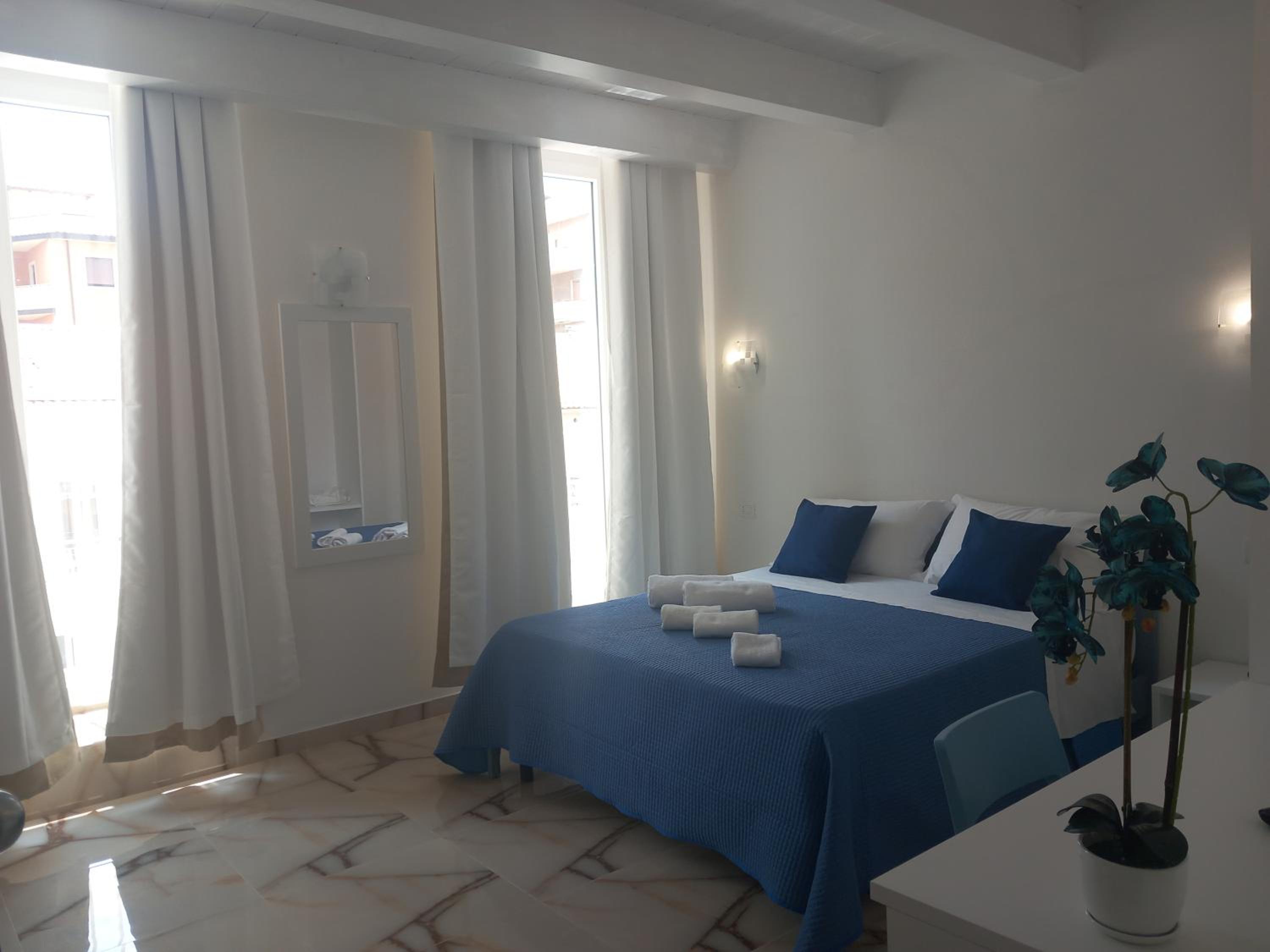 Deluxe Double Room photo 2
