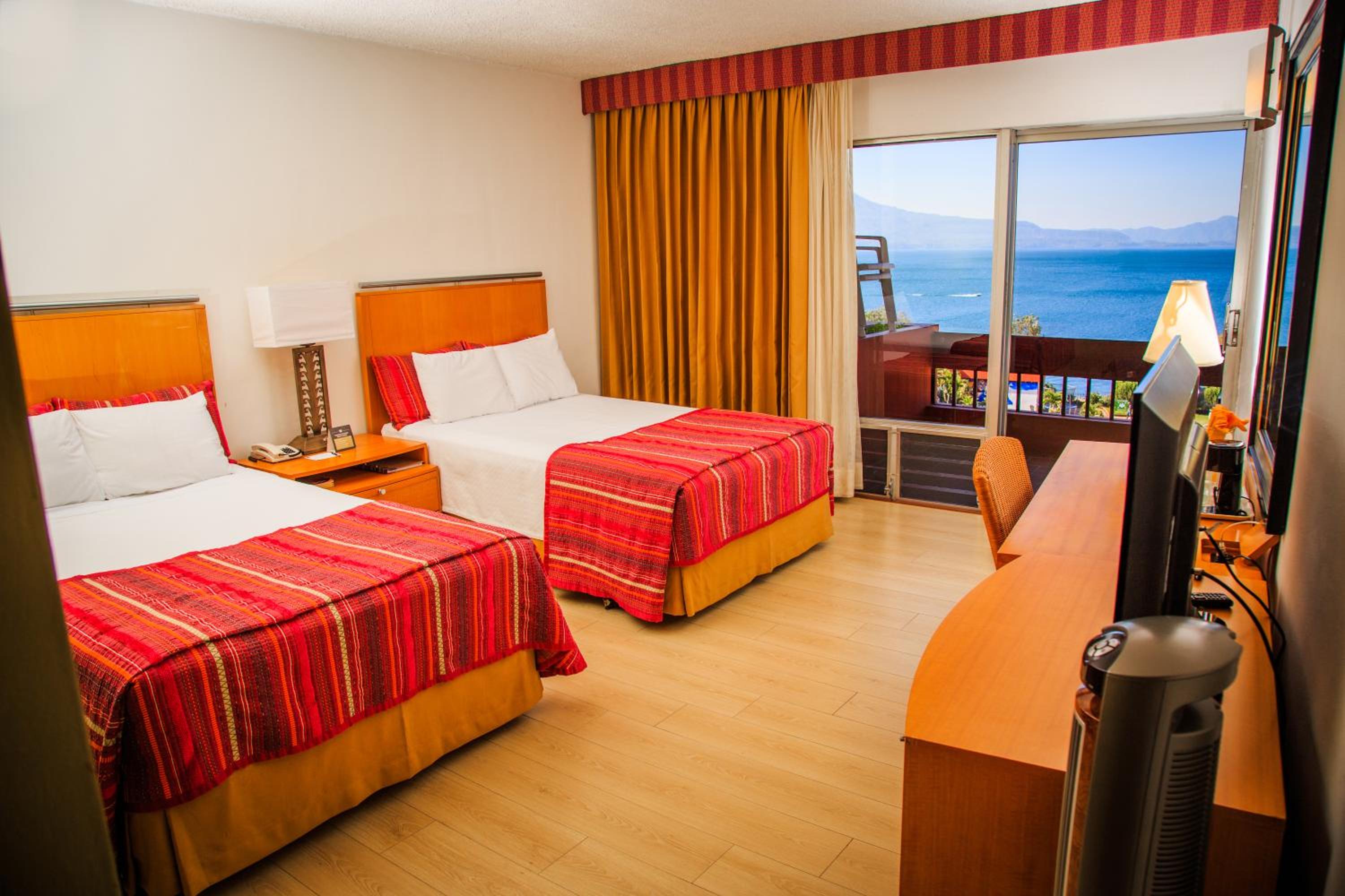 Deluxe Room - Photo 1