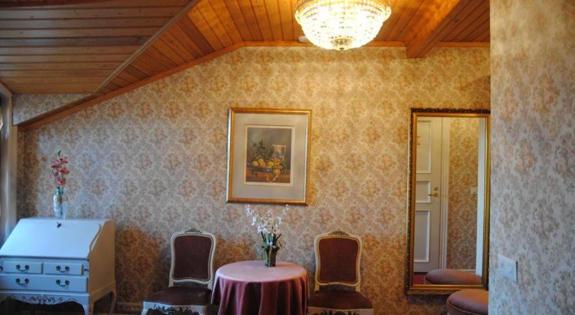 Twin Room with Garden View photo 1