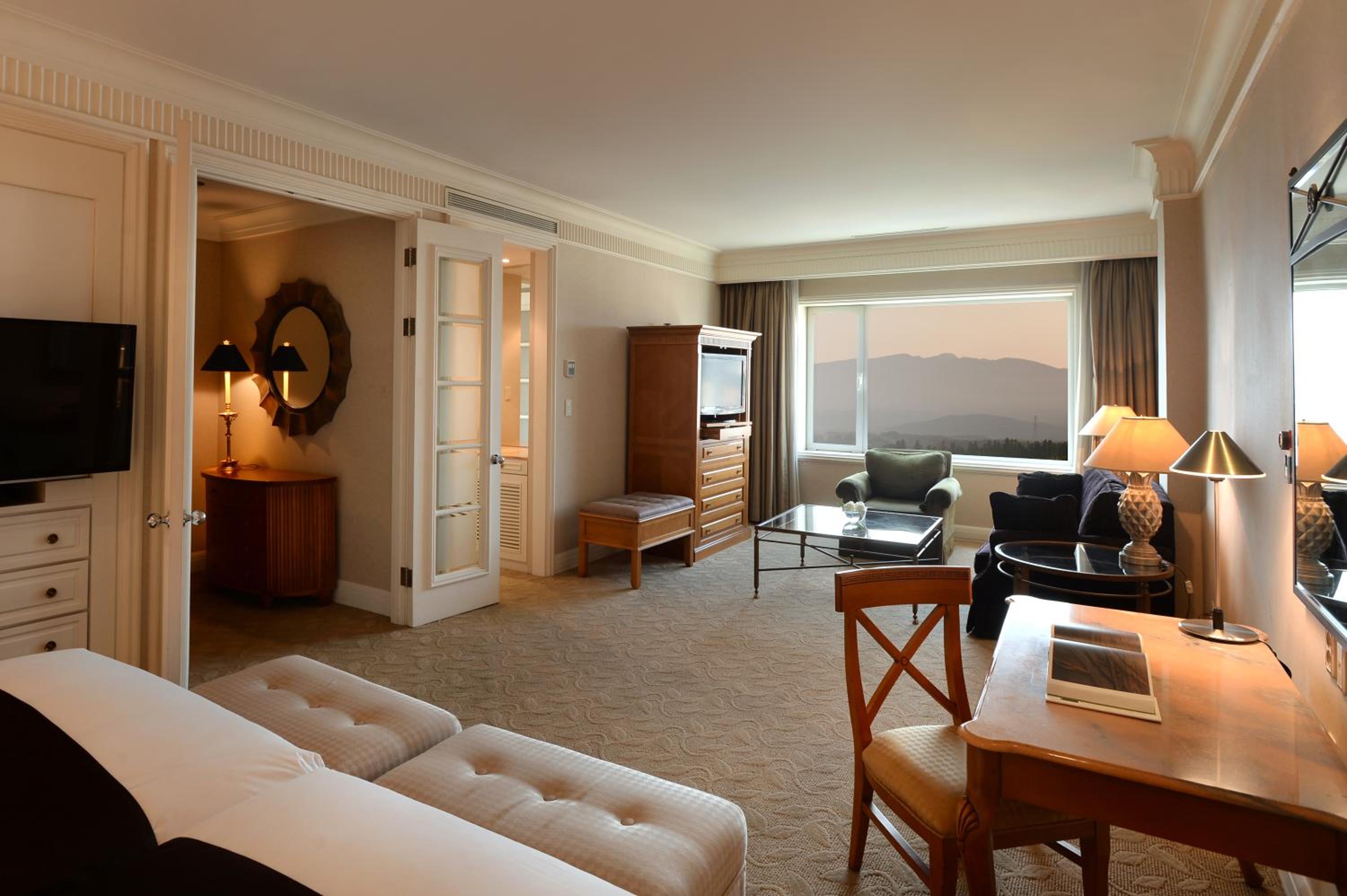 Halla Suite City View - Photo 1