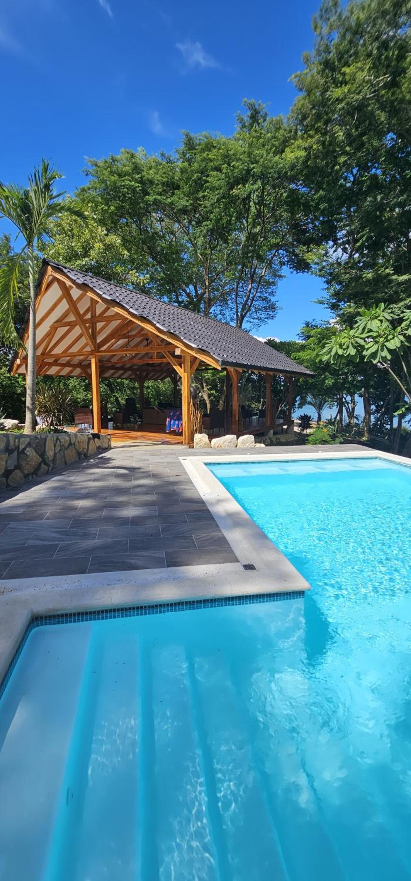 Deluxe Bungalow photo 1
