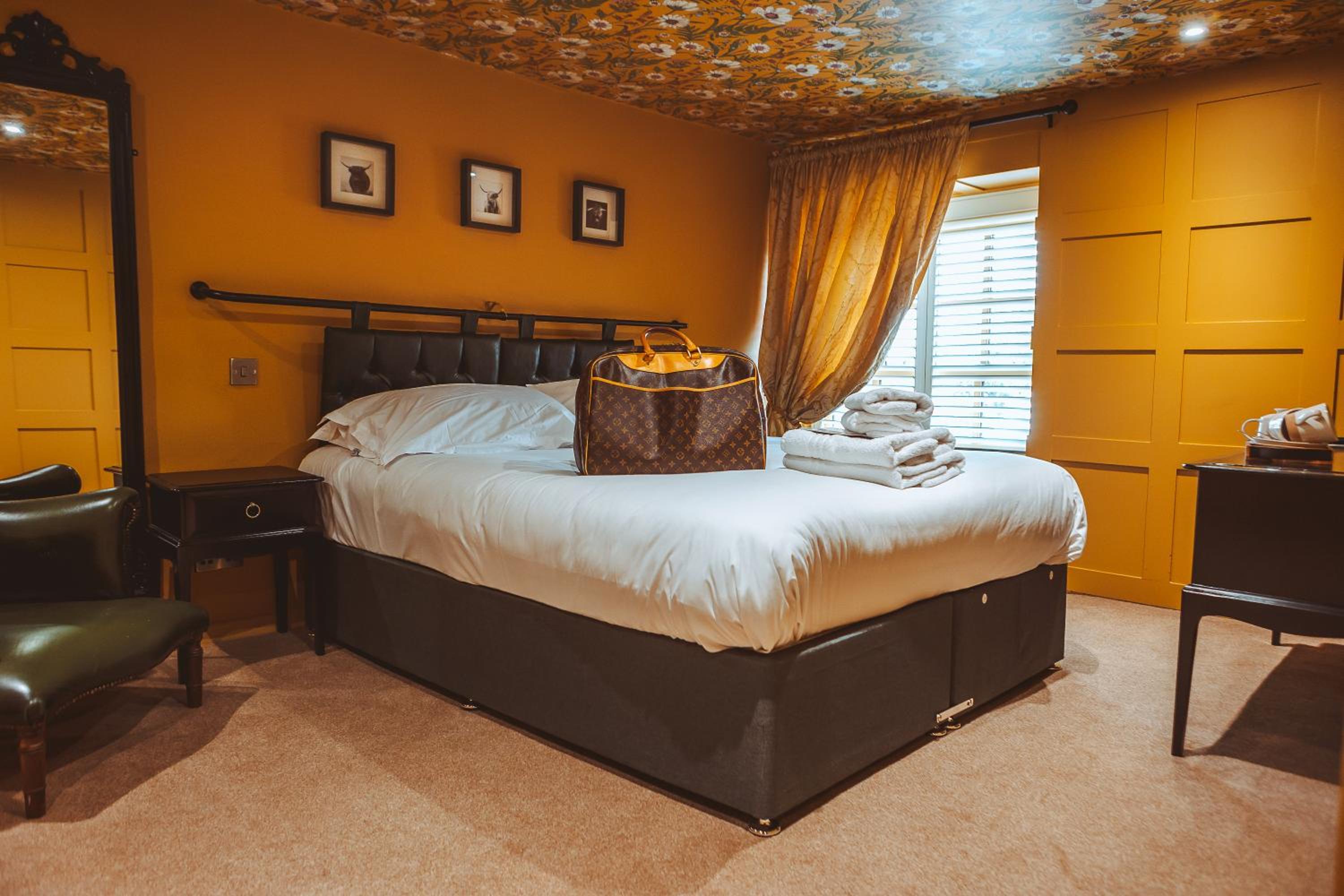 Deluxe Double or Twin Room - Photo 3