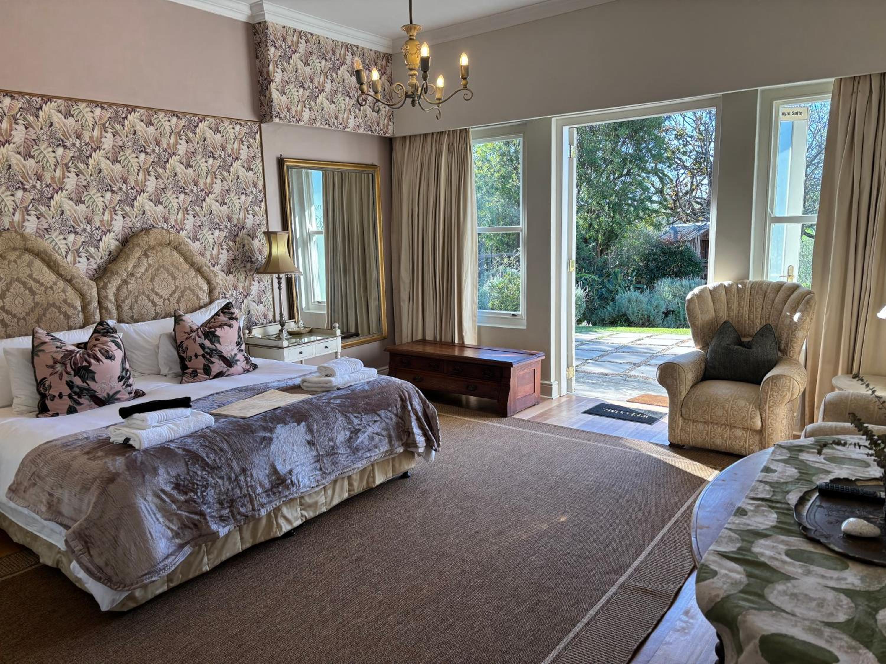 Superior King Suite