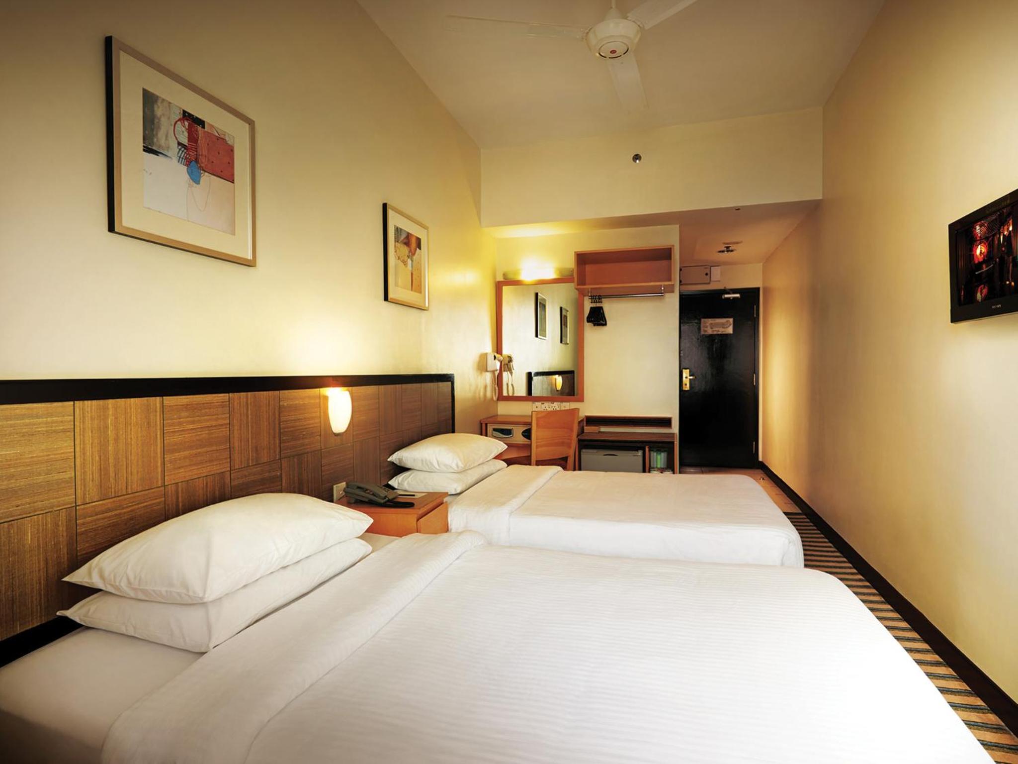 Room + Skytropolis Indoor Theme Park - 1 Day Unlimited Ride Pass for 2 people - Deluxe Double or Twin Room - Photo 1