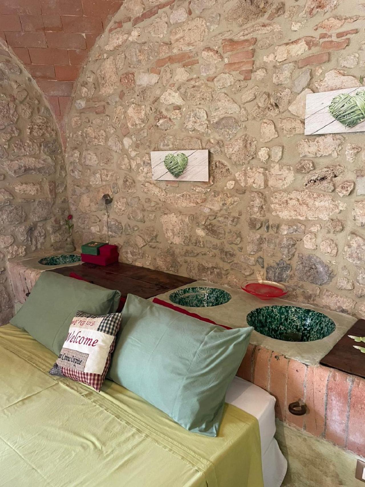 Double or Twin Room with Private Bathroom