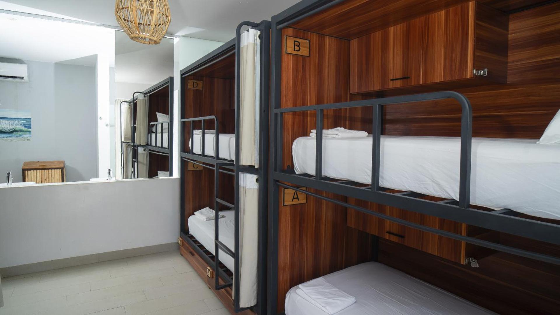 Single Bed in Female Dormitory Room photo 3