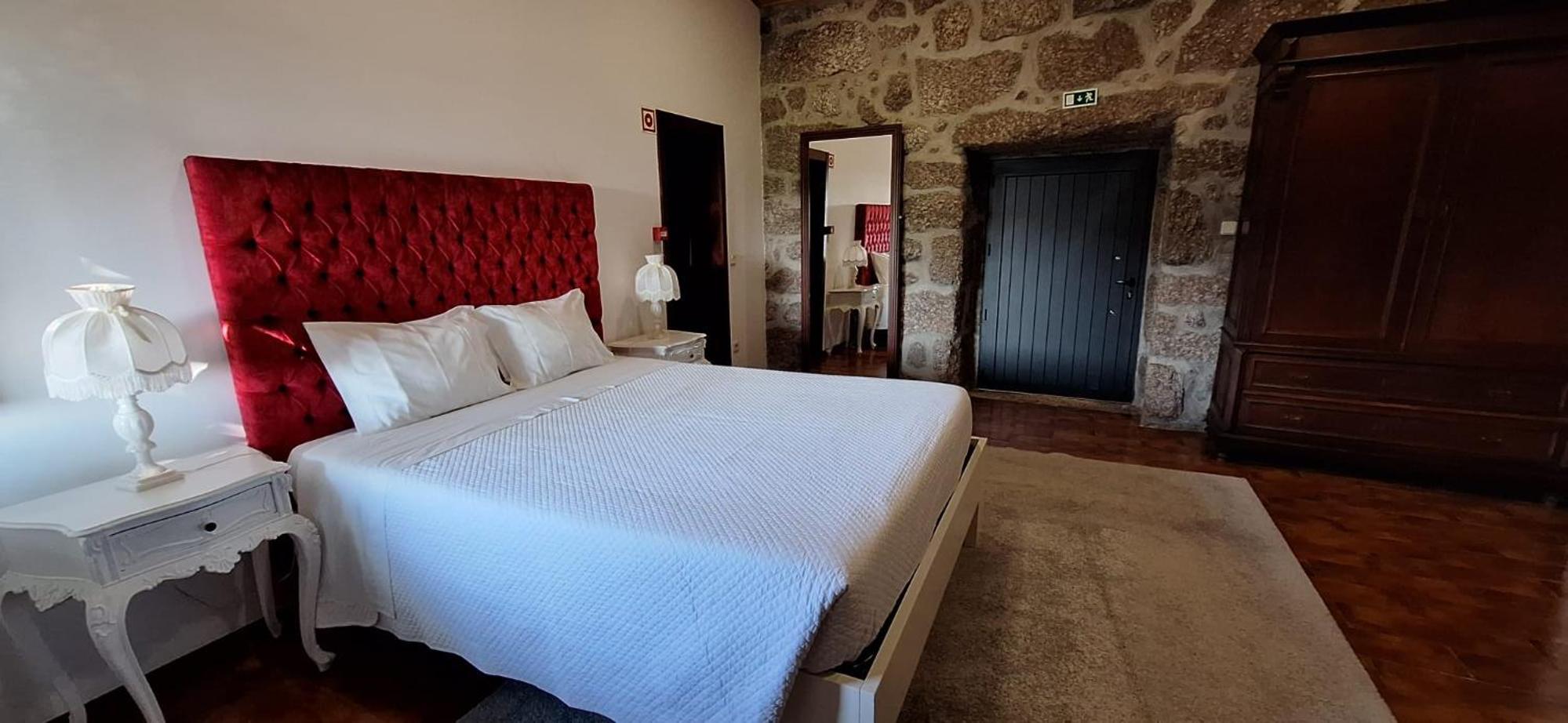 Double or Twin Room with Mountain View photo 2
