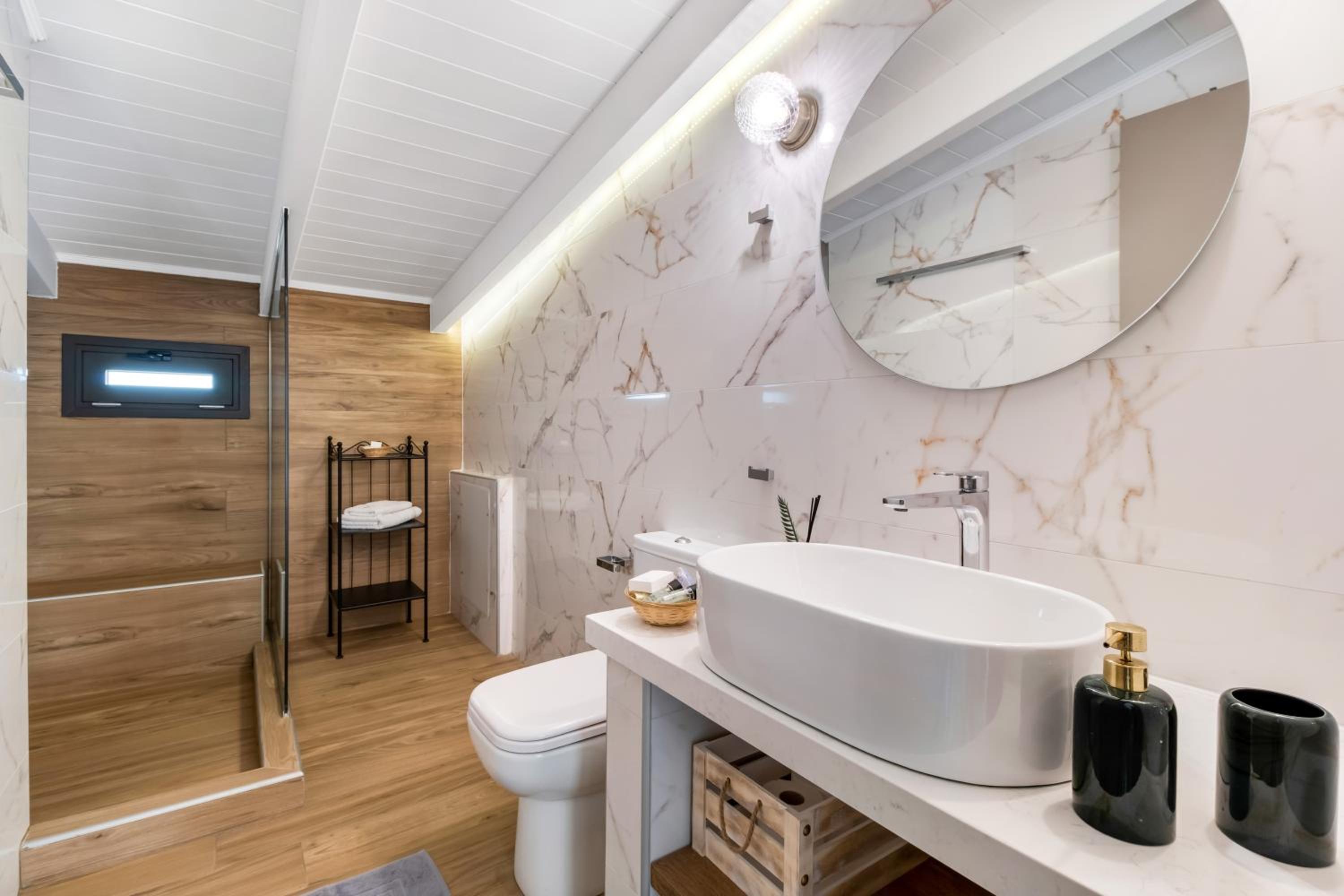 Suite Aktea - Four Bedroom Suite with Sea View