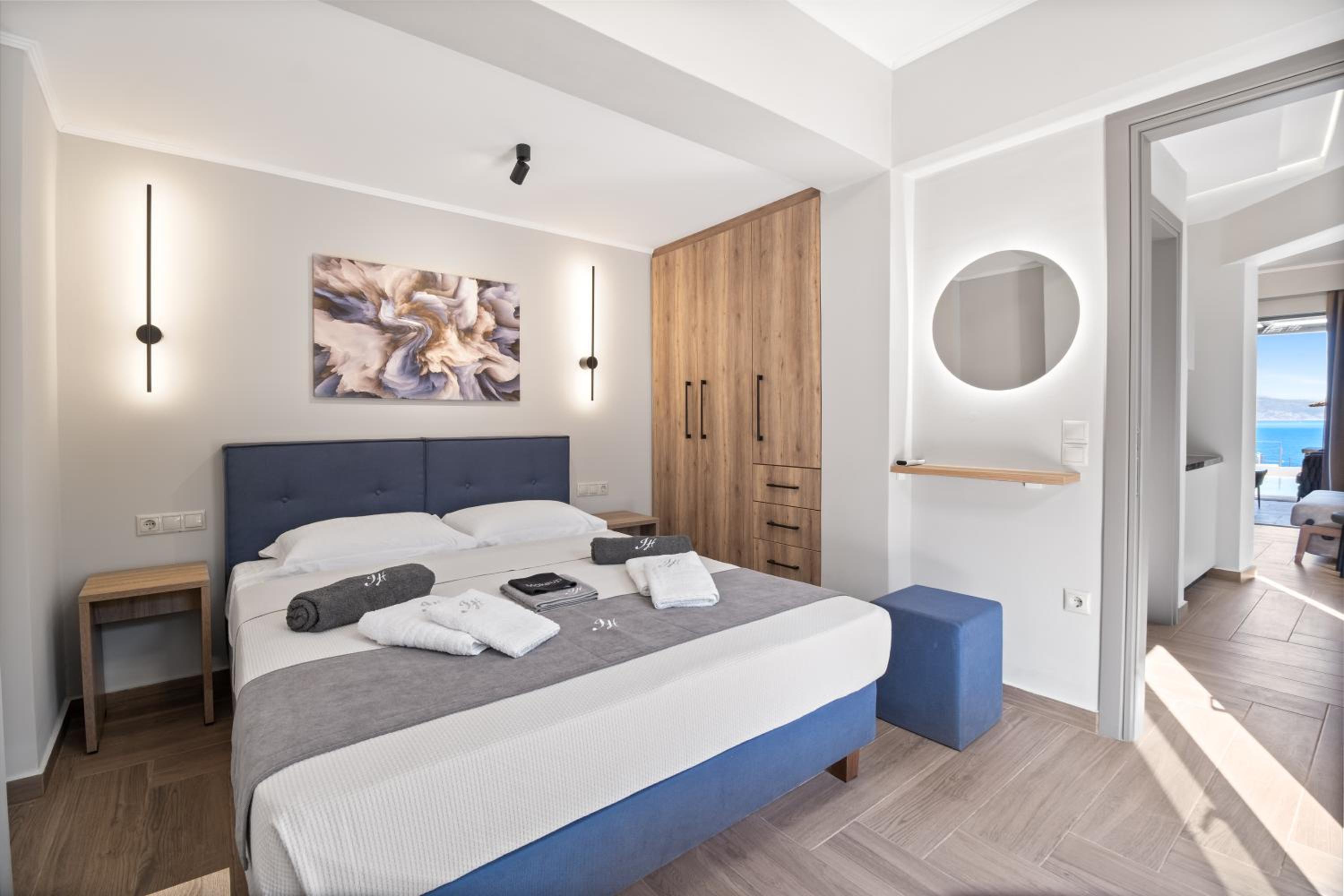 Thoe - One-Bedroom Apartment with Sea View photo 3