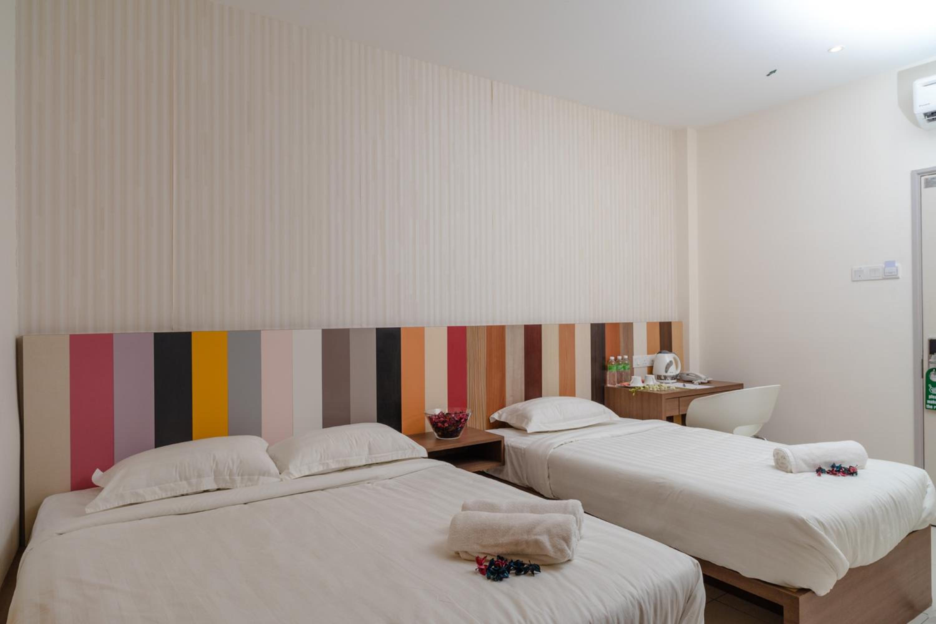 Triple Room - Photo 6