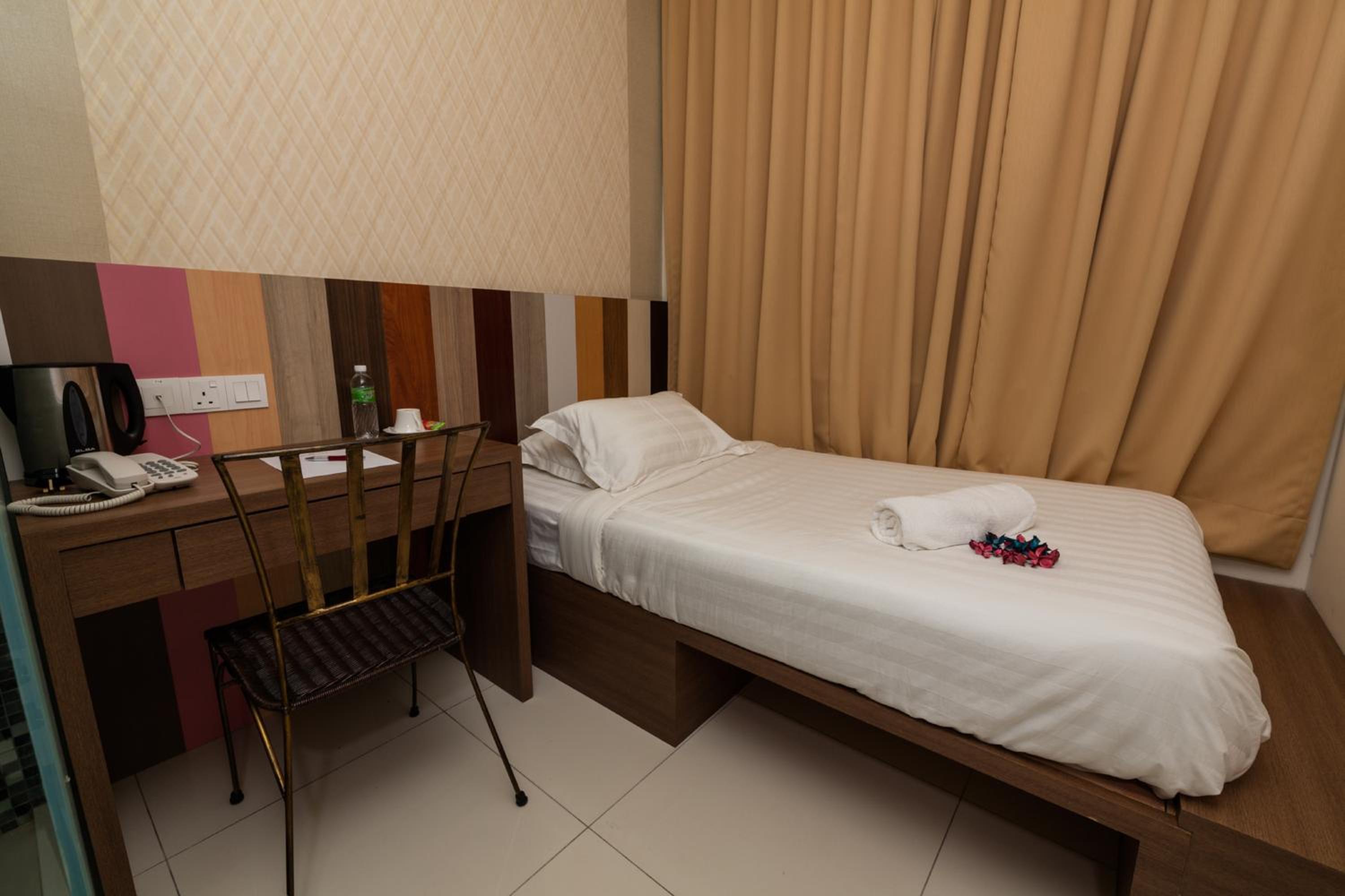Premier Single Room