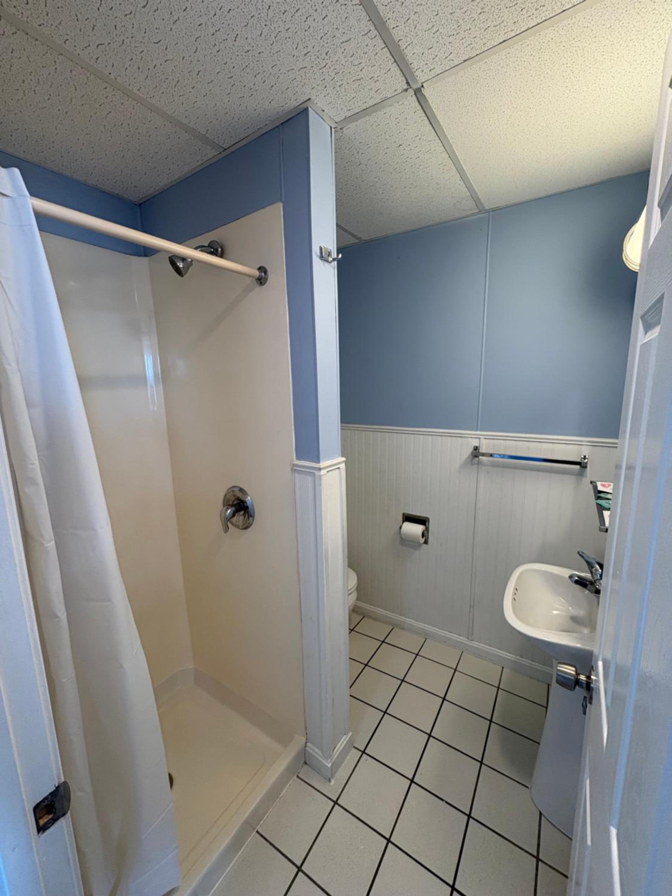Beachside 2 Double Bed with Kitchennette First Floor Ocean View (STAIRS REQUIRED) photo 2