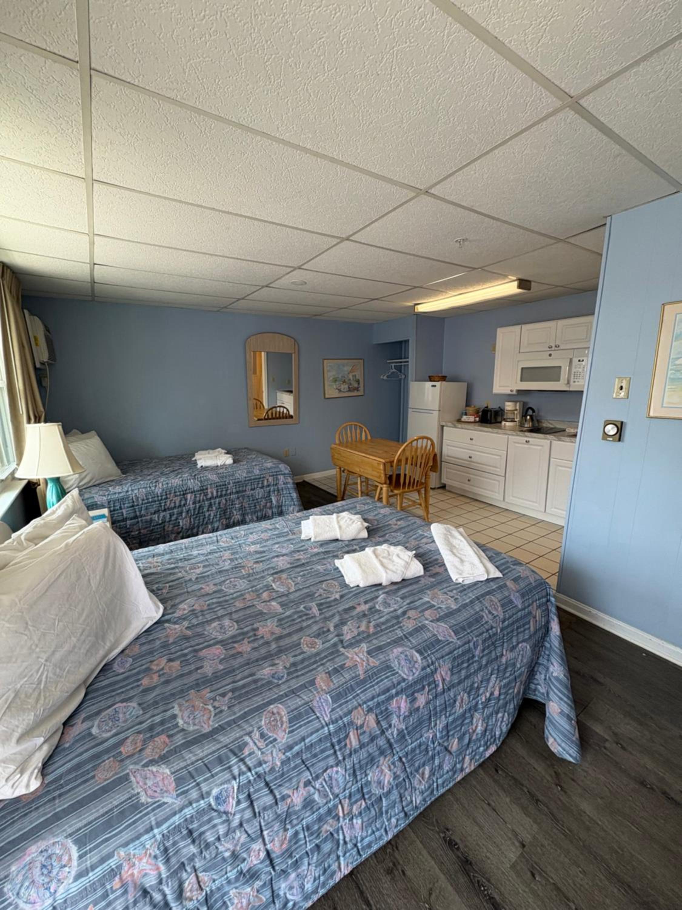 Beachside 2 Double Bed with Kitchennette First Floor Ocean View (STAIRS REQUIRED) photo 3
