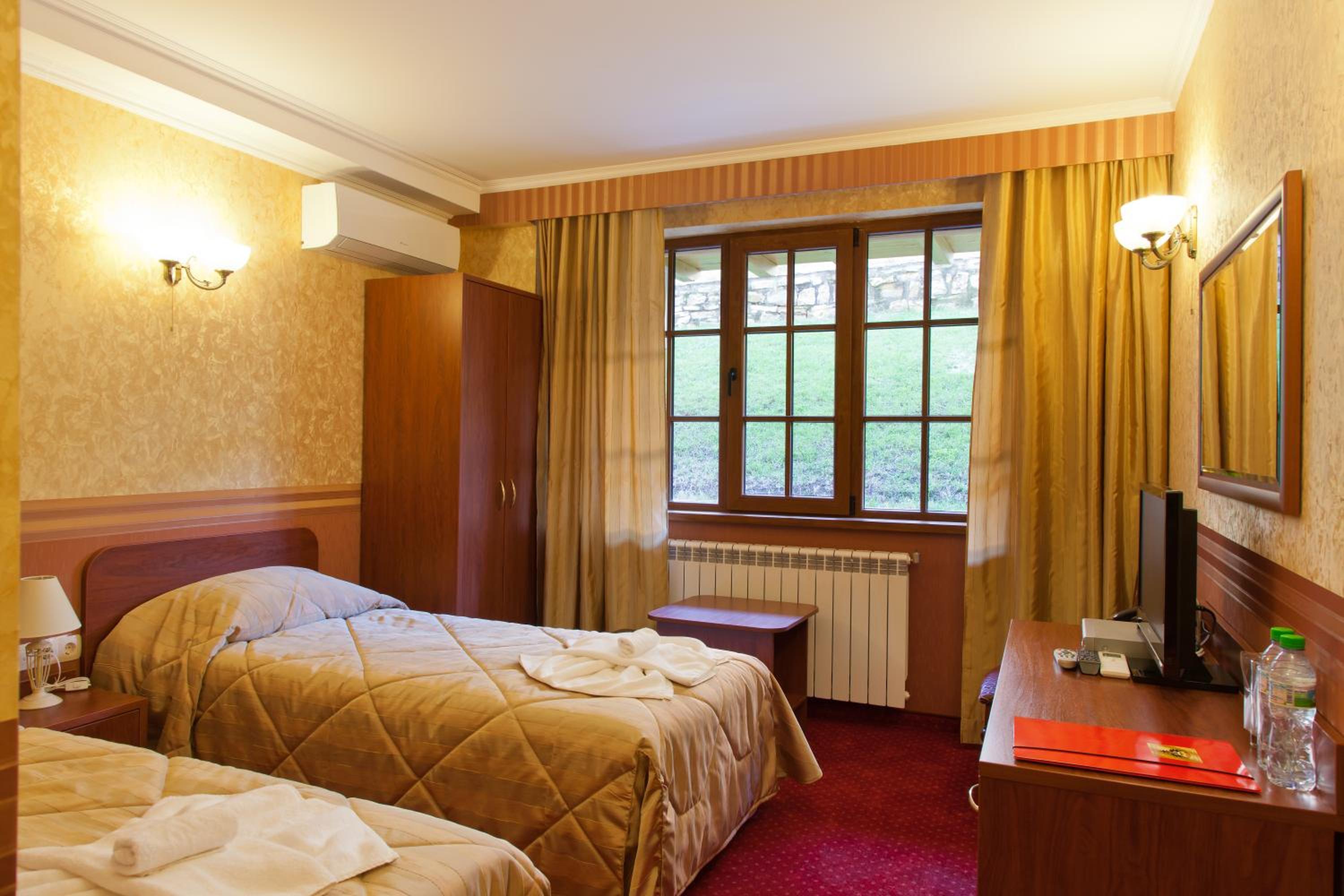 Economy Room on Ground Floor (No Balcony) photo 2