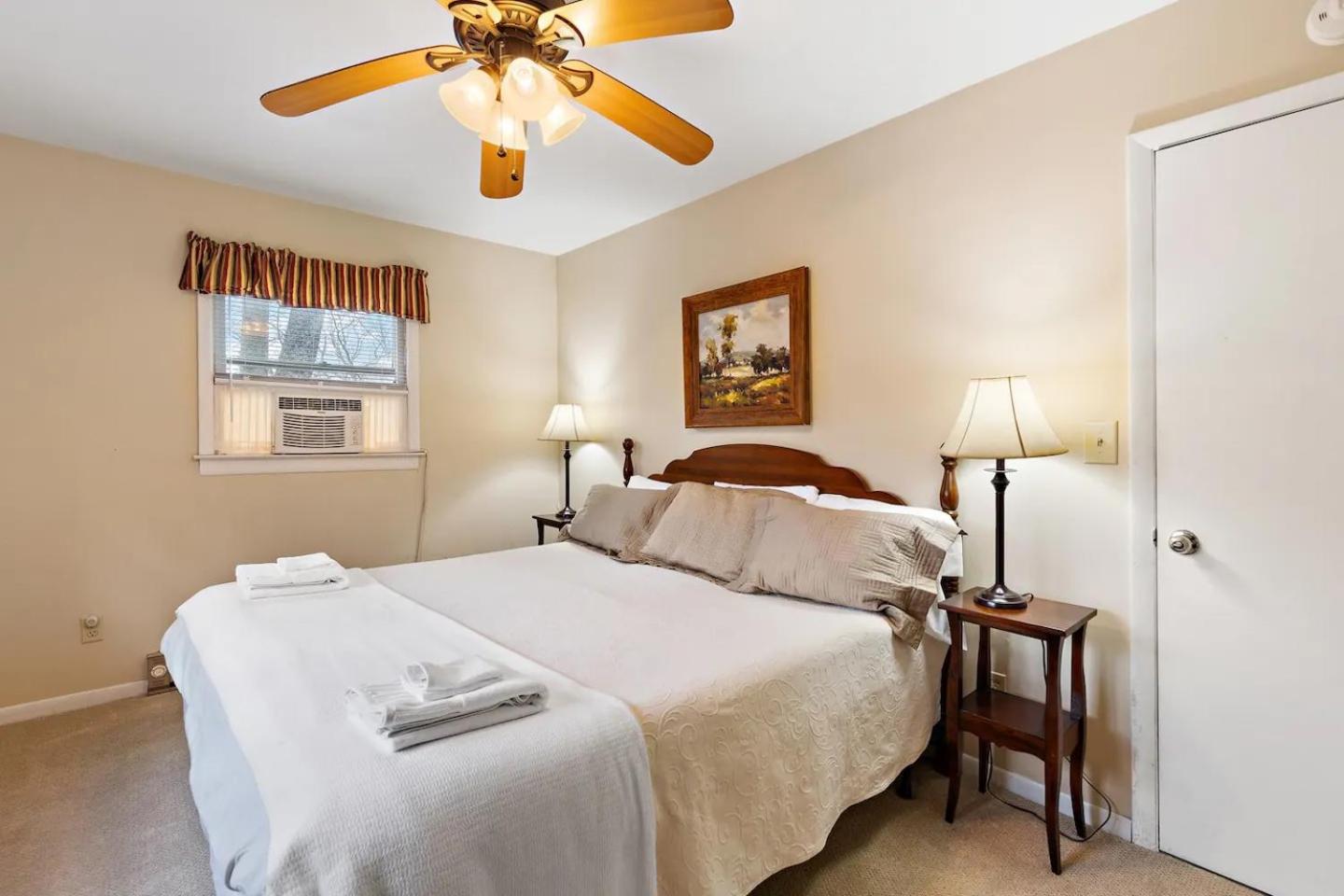 Two-Bedroom House photo 2