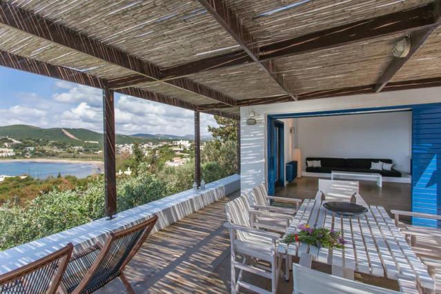 Six-Bedroom Villa with Sea View photo 3