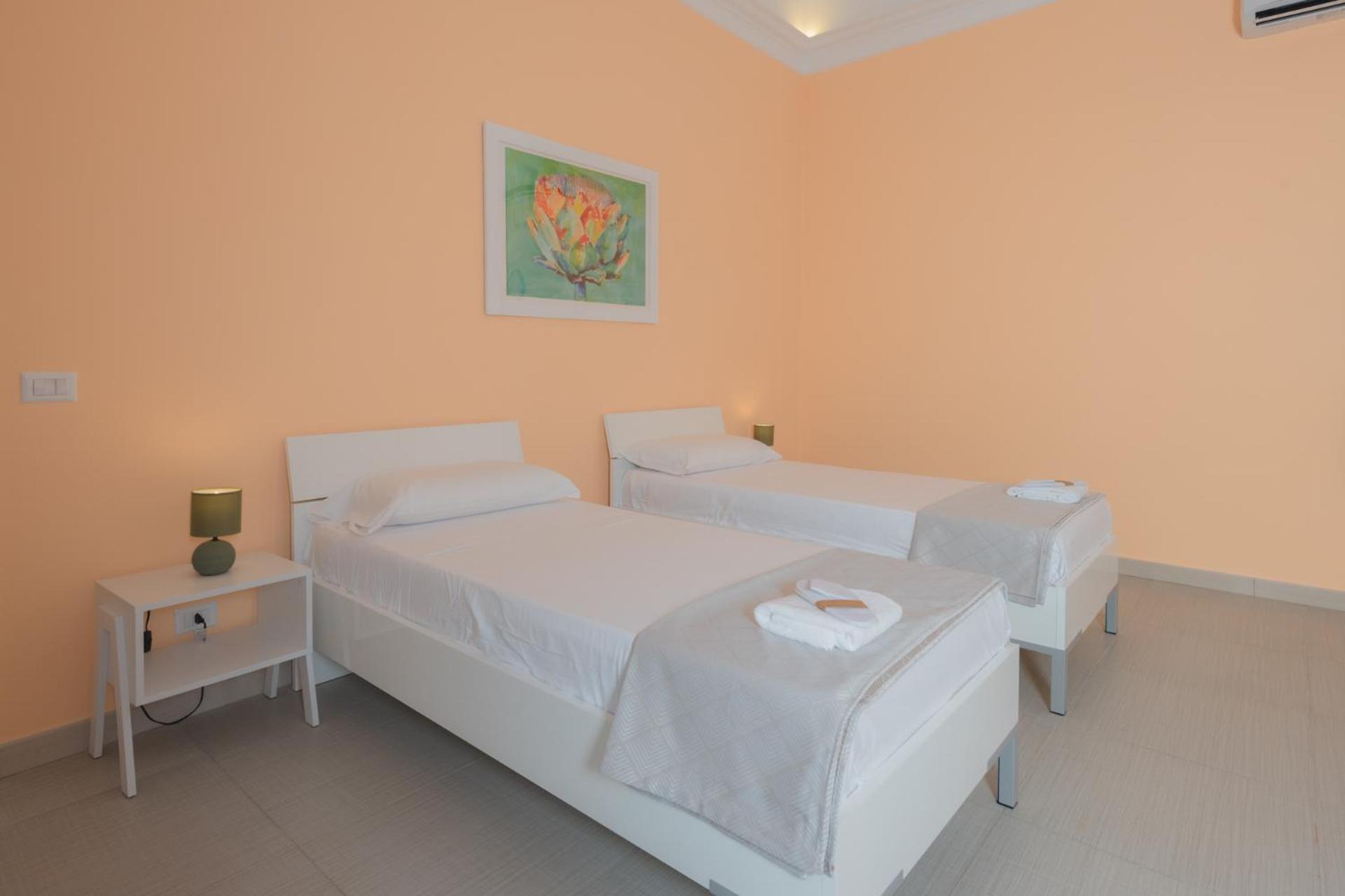 Triple Room with Terrace