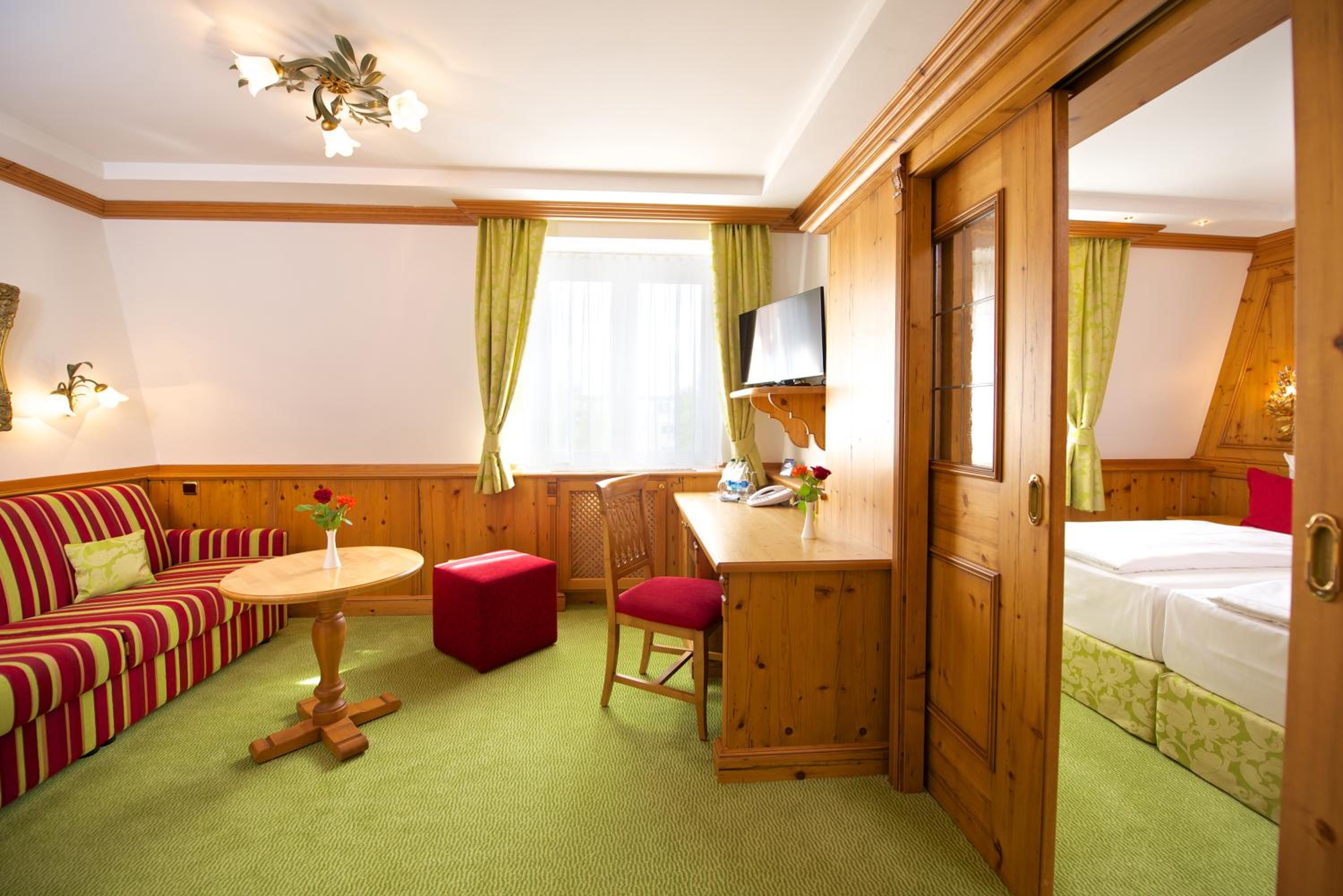 Suite with Garden View photo 3