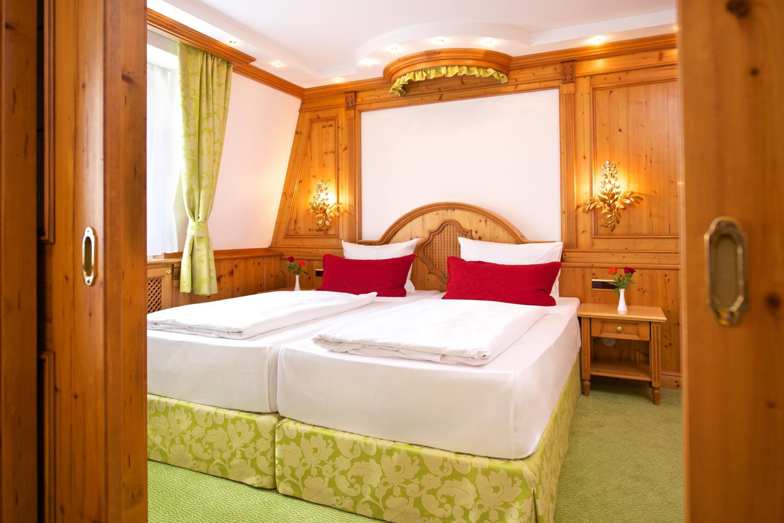 Suite with Garden View photo 2