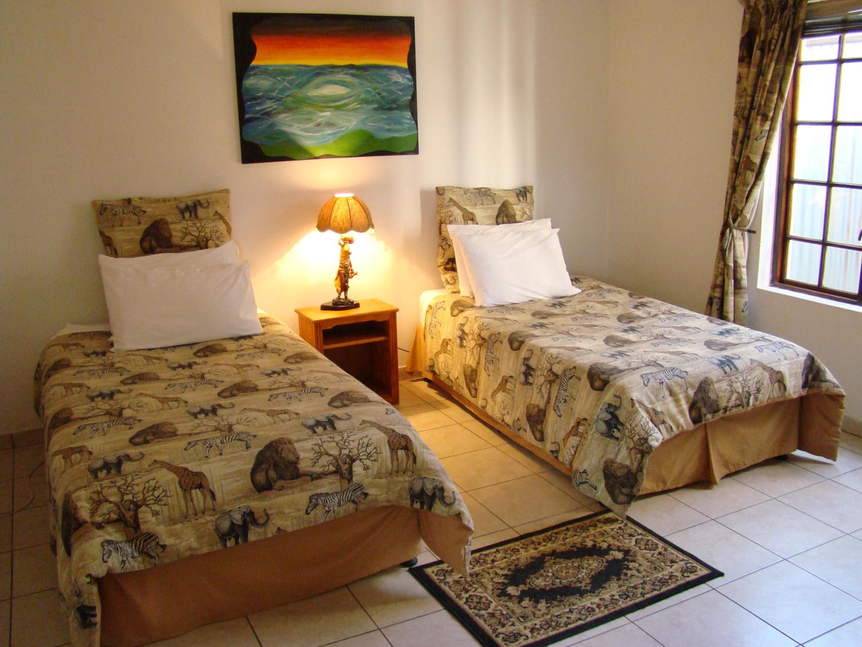 Apartment with Balcony - Photo 1