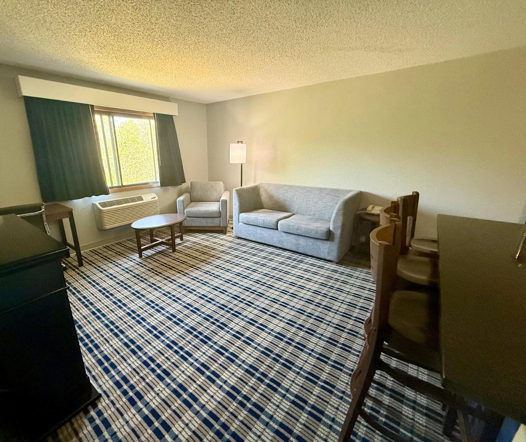 Two-Bedroom Suite - Non-Smoking photo 1