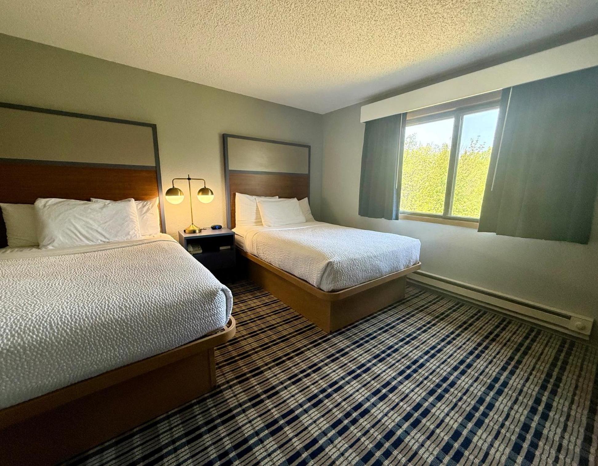 Two-Bedroom Suite - Non-Smoking photo 3