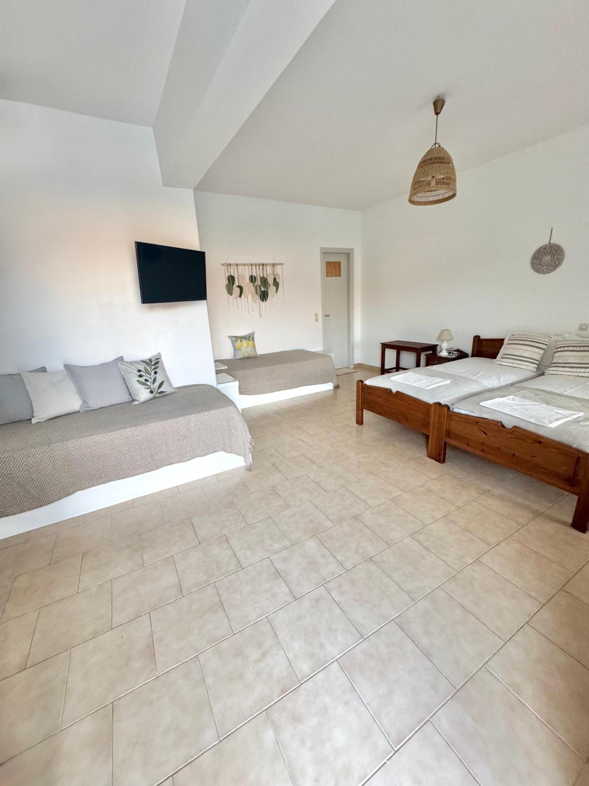 Triple Room with Terrace