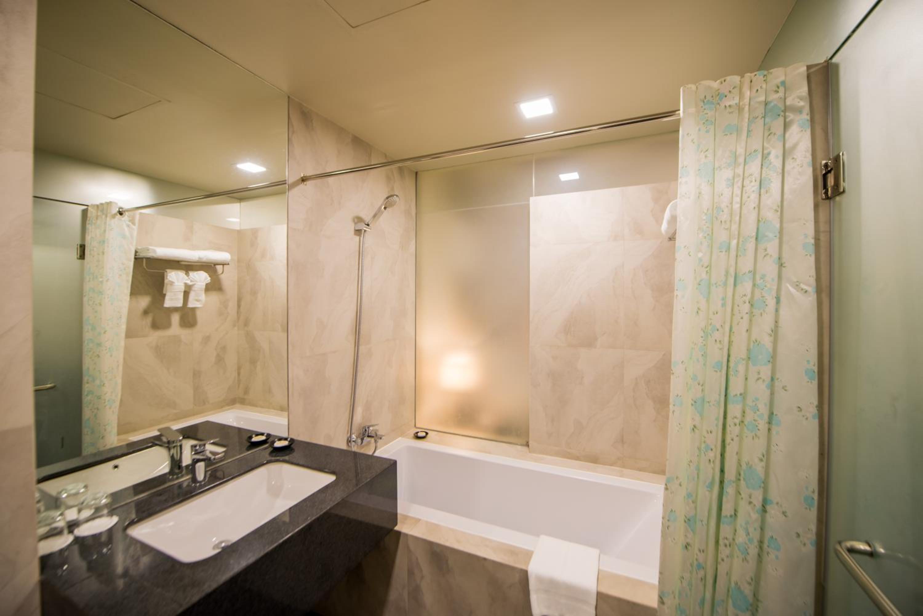 Premier Double or Twin Room photo 2