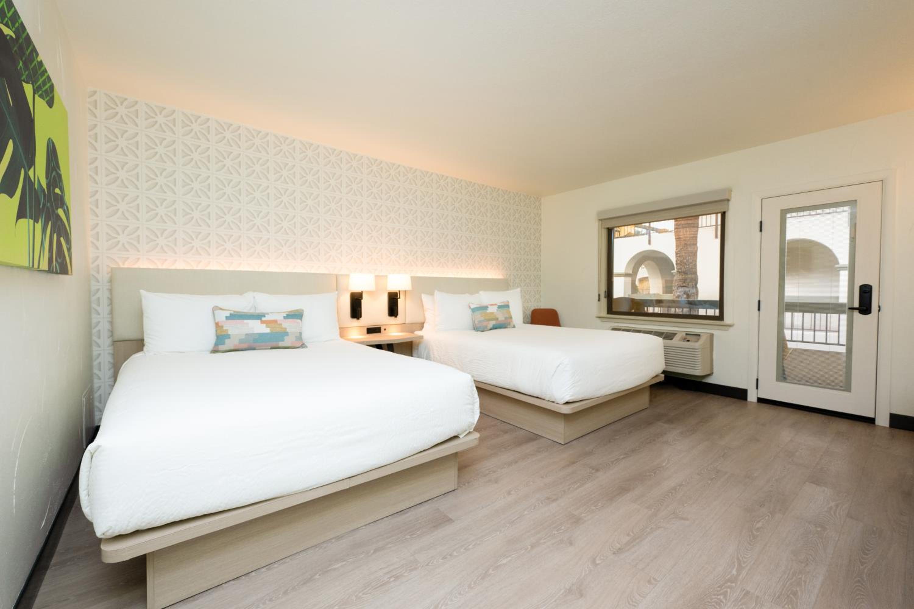 Double or Twin Room with Garden View