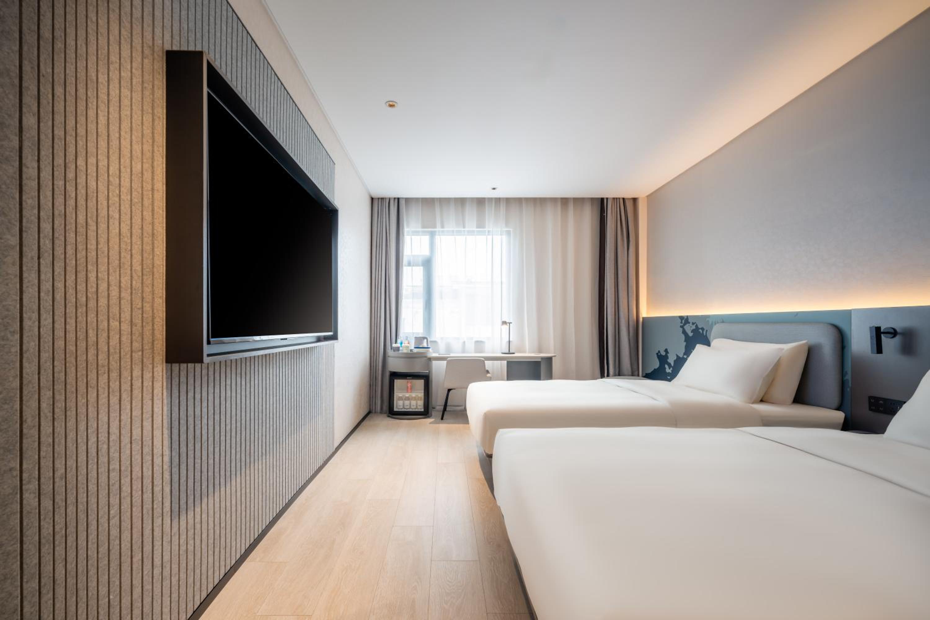 Standard Double or Twin Room photo 1