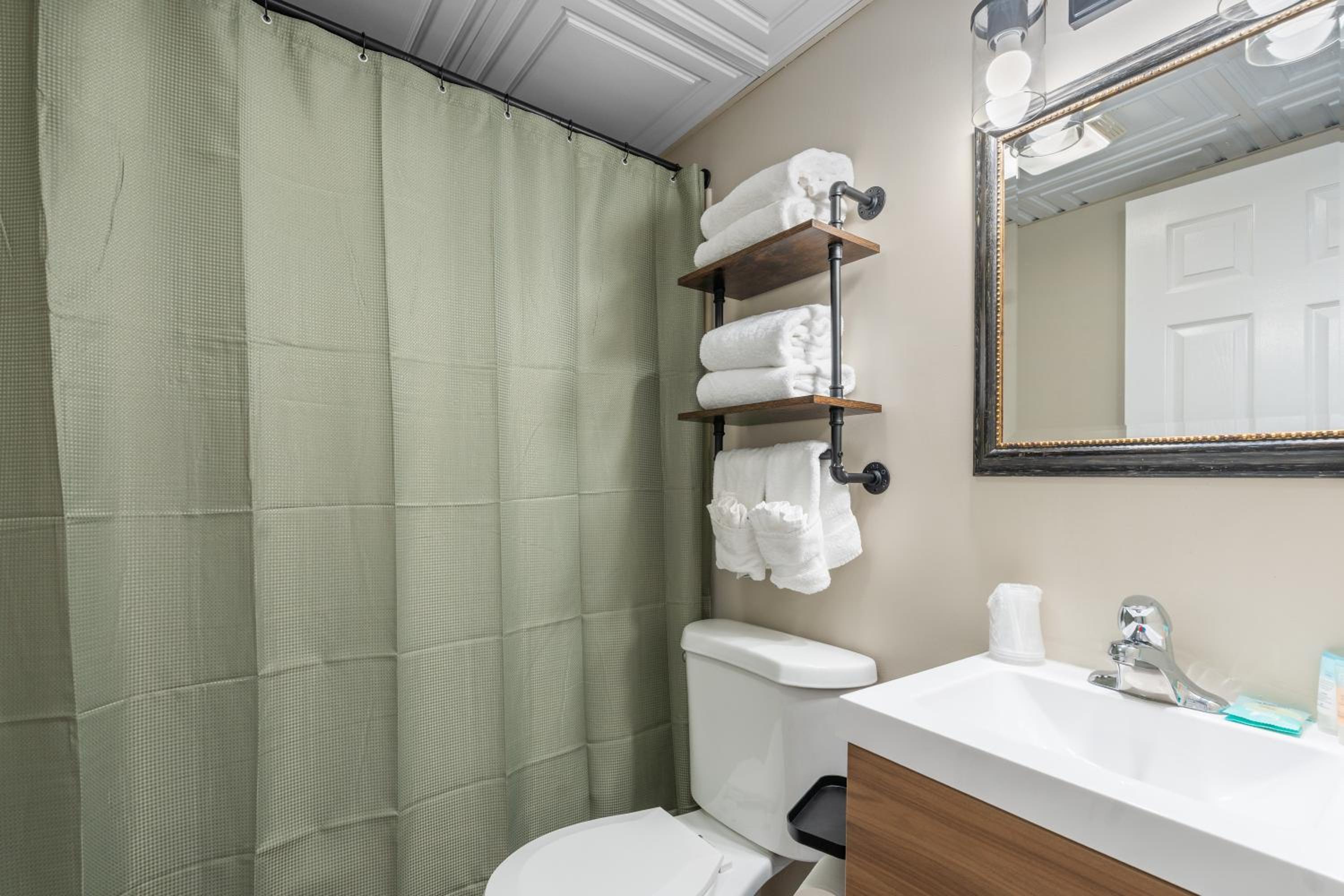 Deluxe Queen Room photo 1