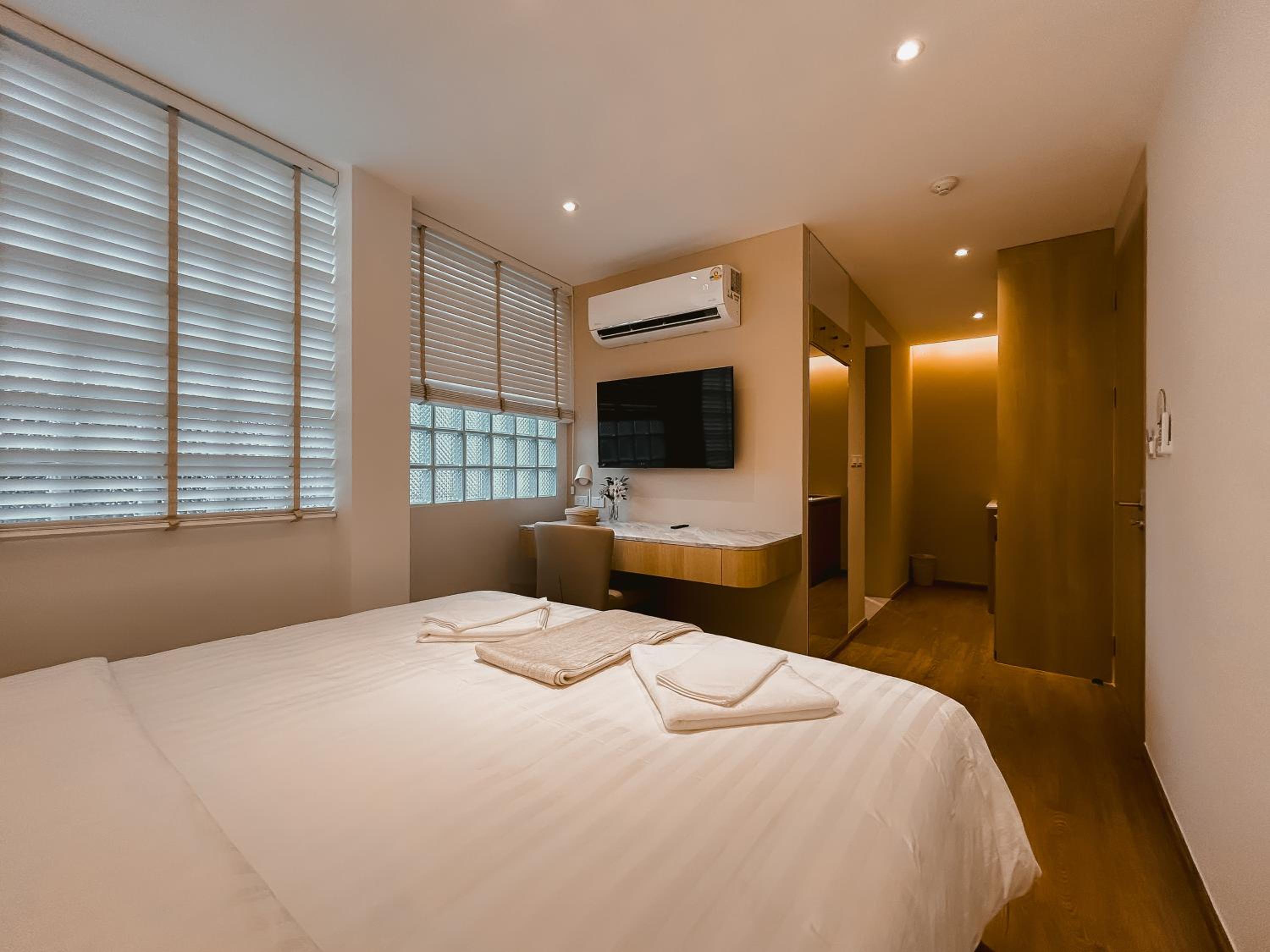 Standard Double Room photo 2