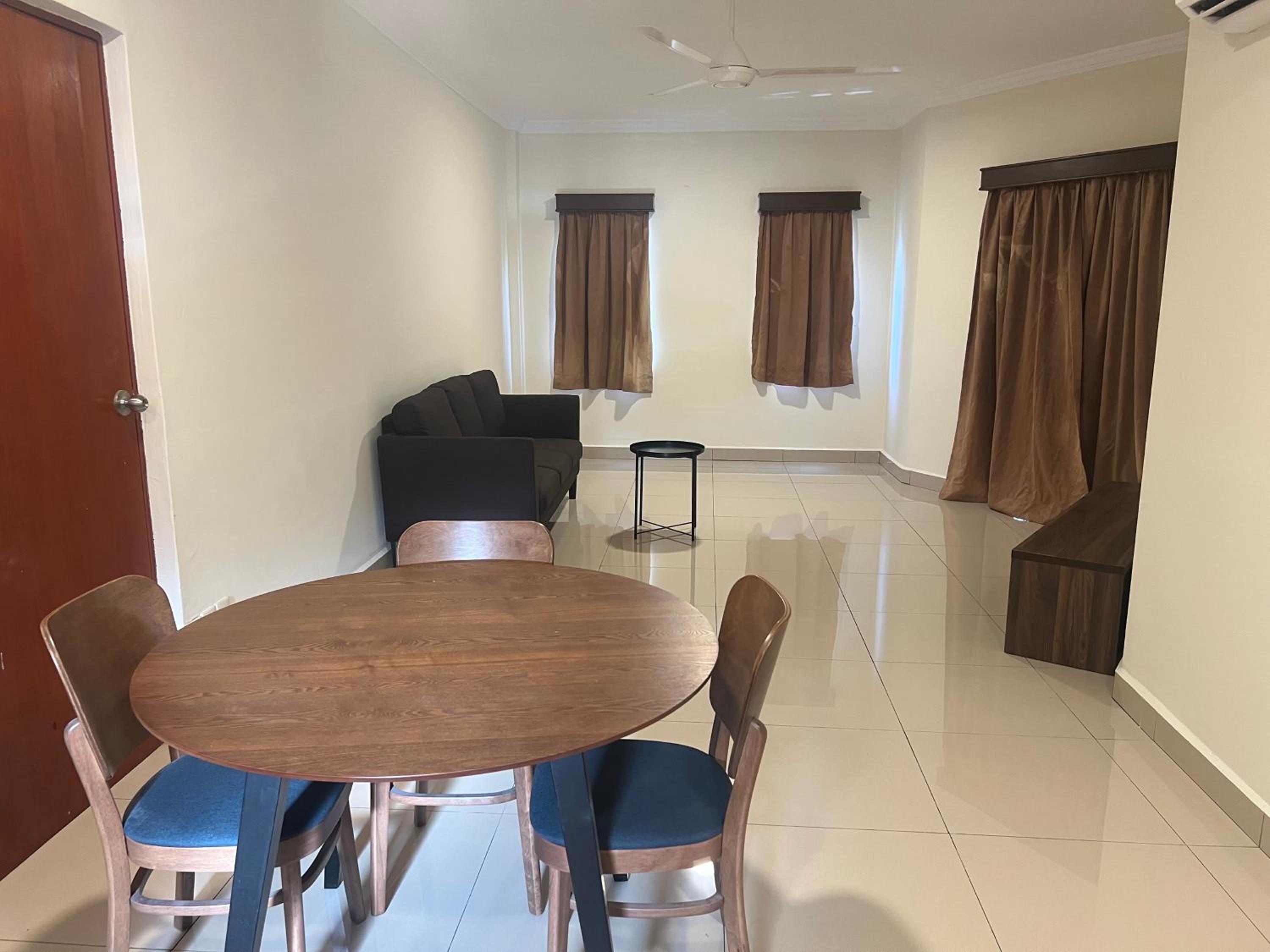 1 Bedroom Apartment - Photo 3