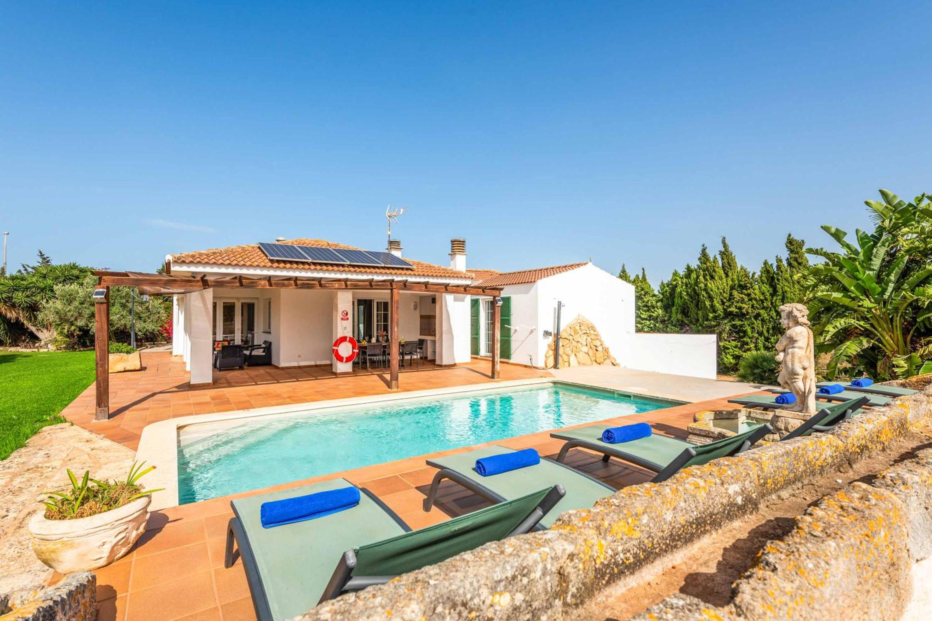 Villa de Cuatro Habitaciones
