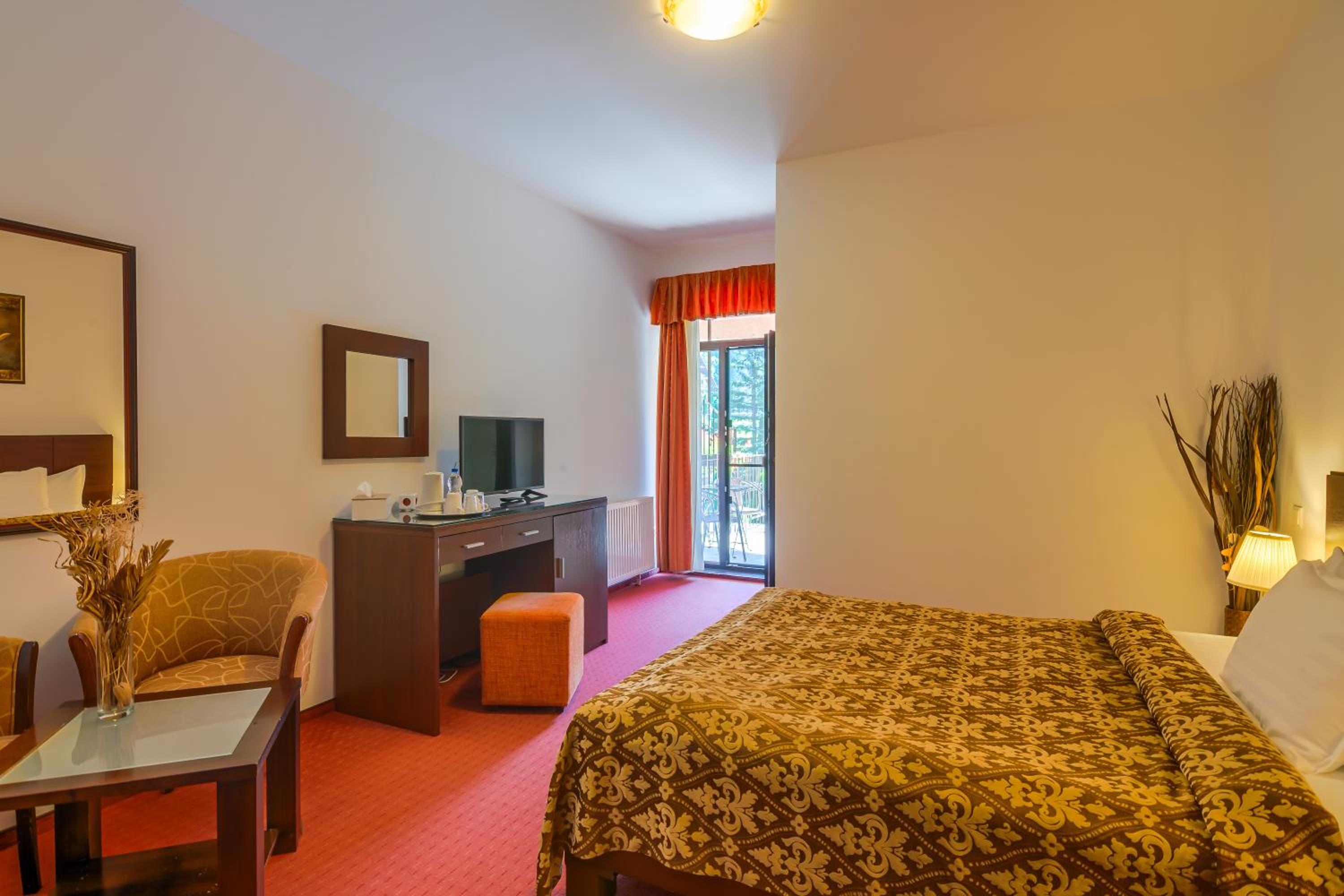 Small Double Room photo 1