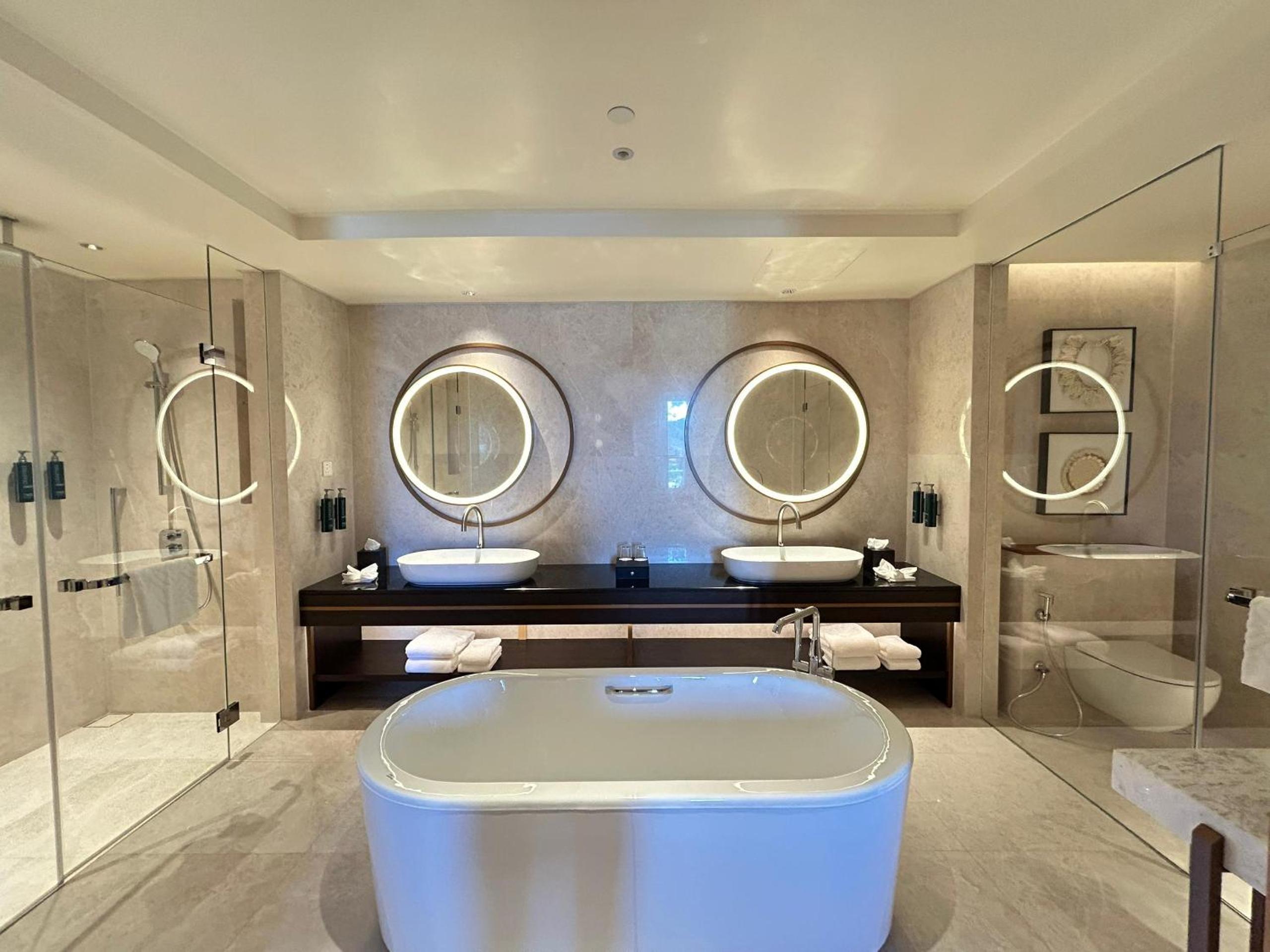 Presidential Suite photo 3