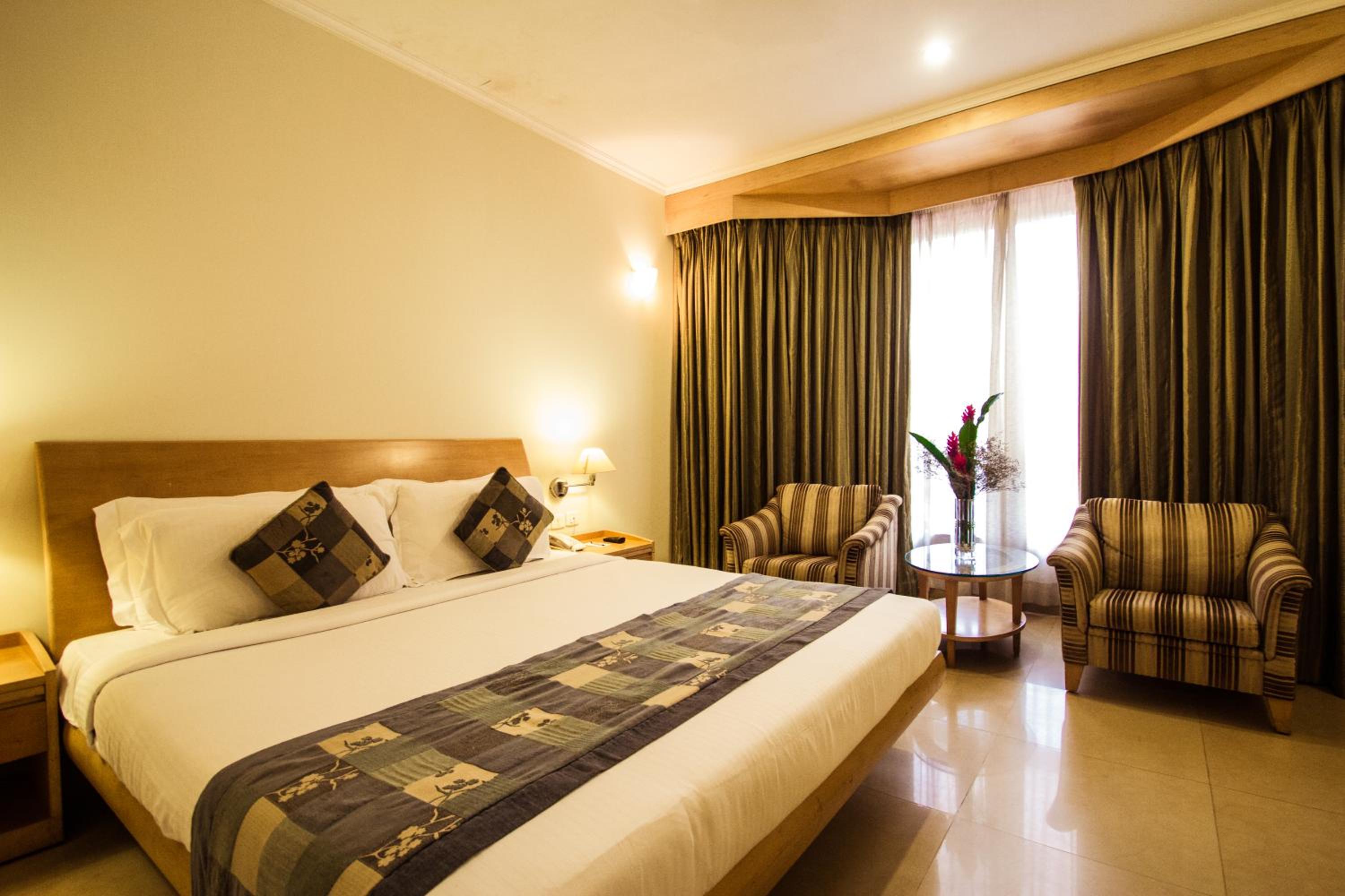 Superior Double or Twin Room (Complimentary welcome drink on arrival ) - Photo 7