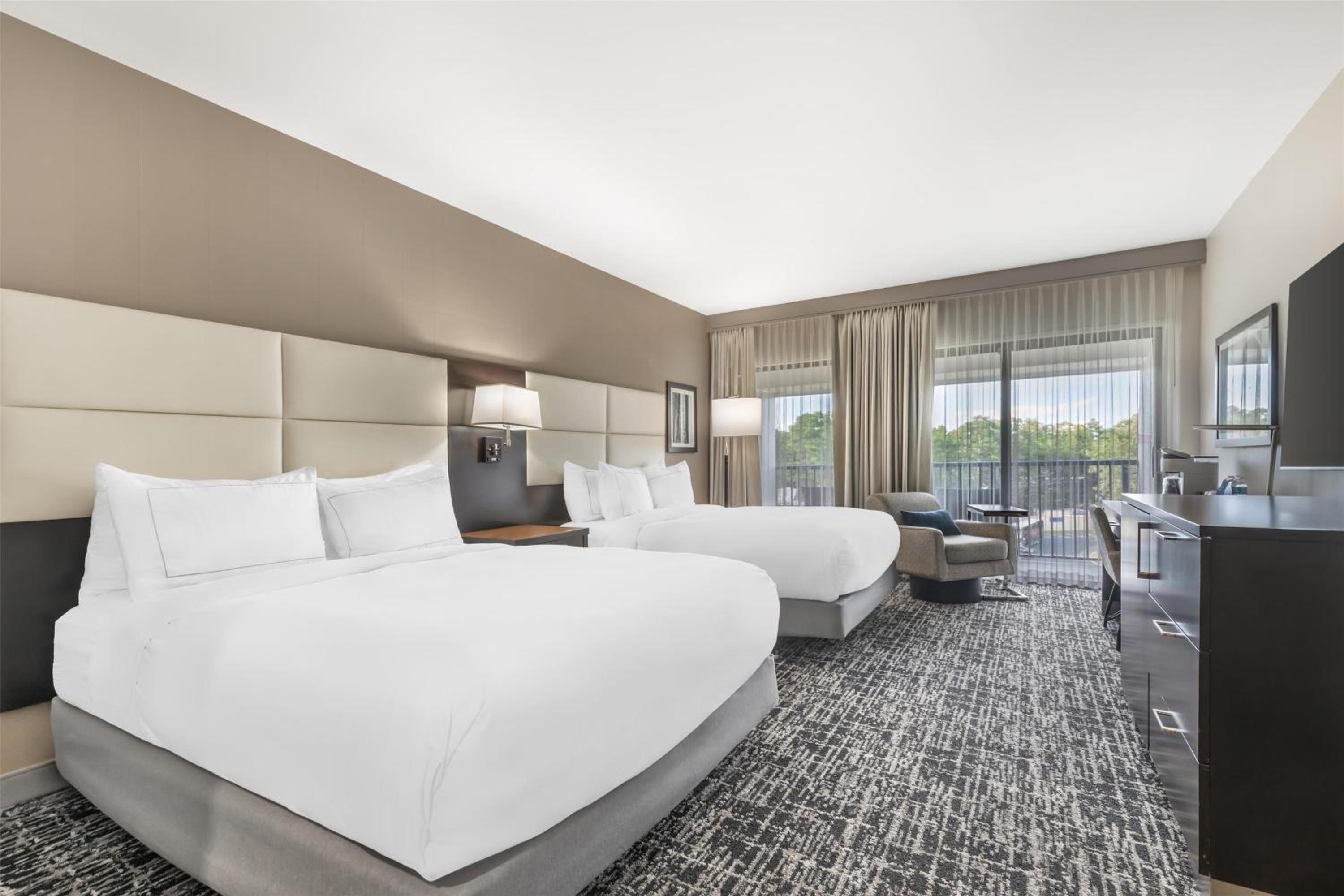 Queen Room with Two Queen Beds and Balcony