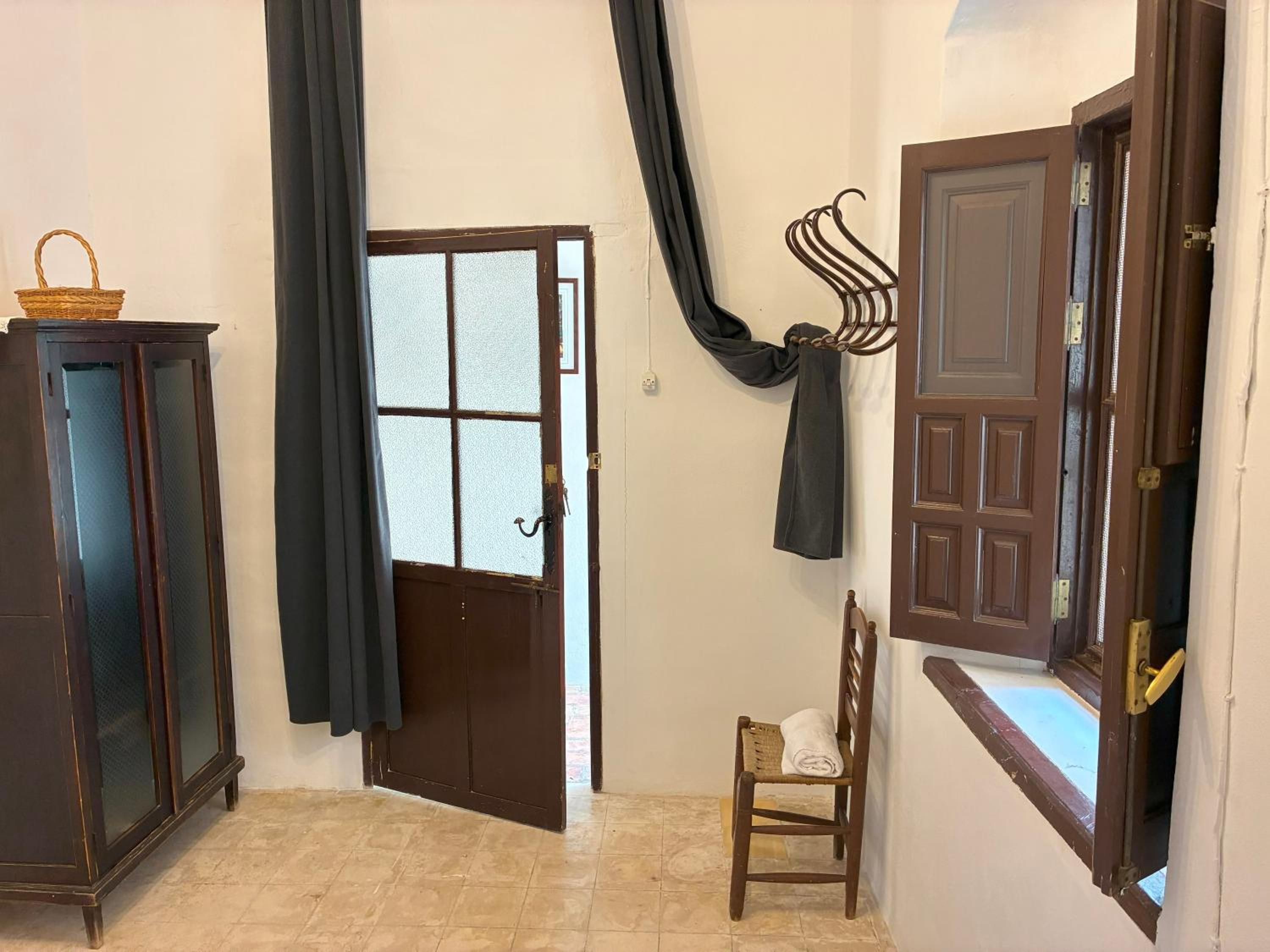 Double Room - Photo 24