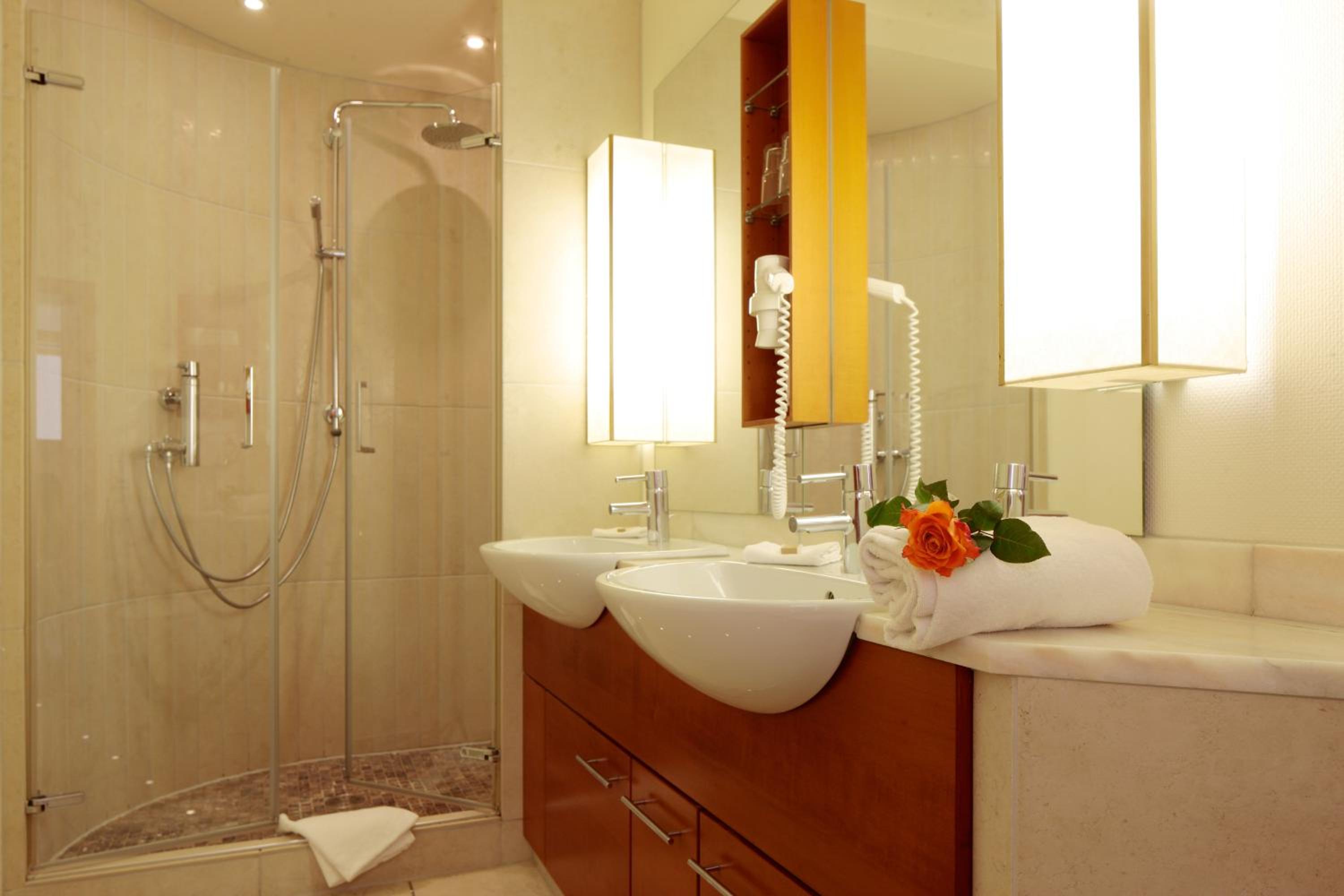 Deluxe Double Room - Photo 3