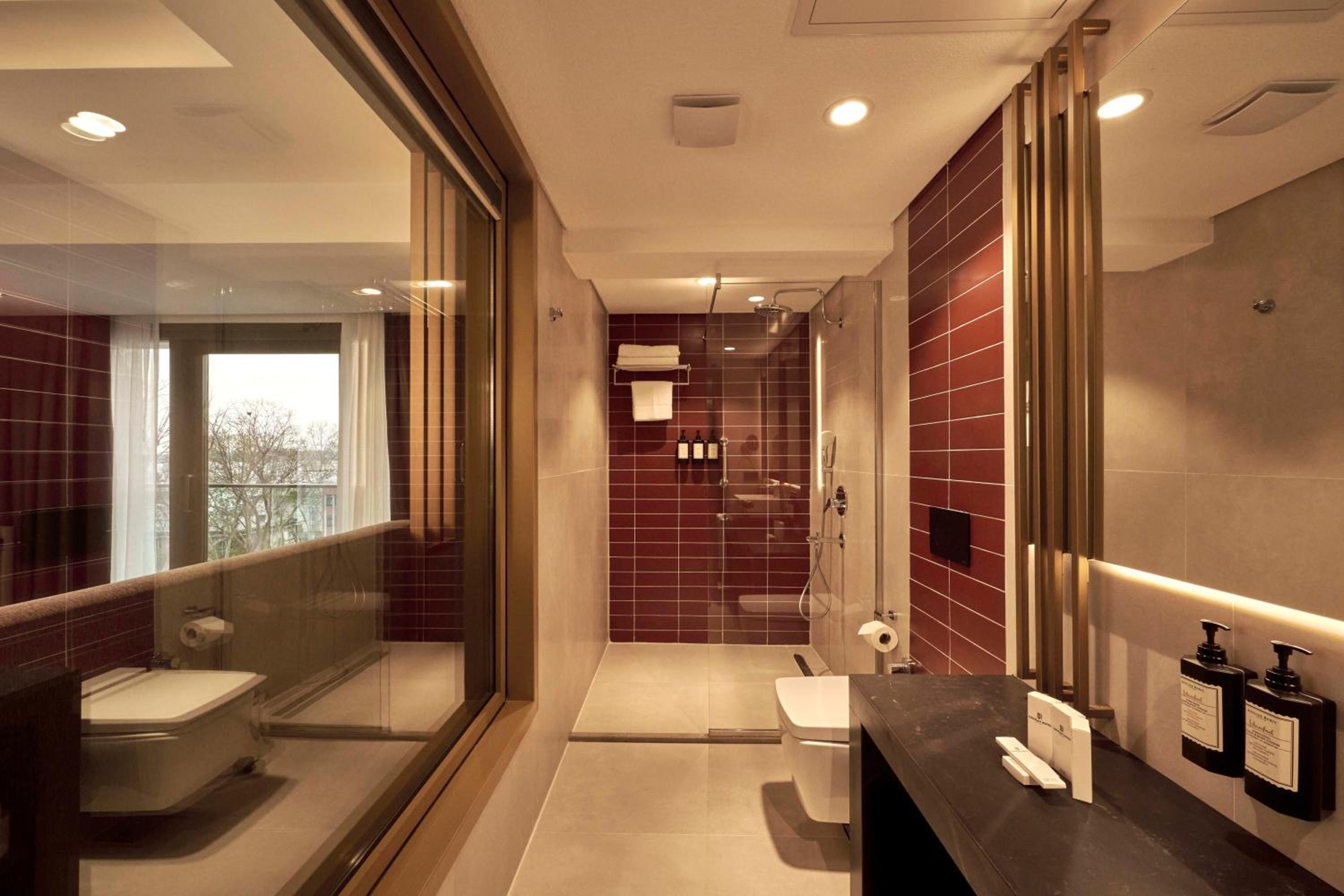 Junior Suite with Sea View photo 2