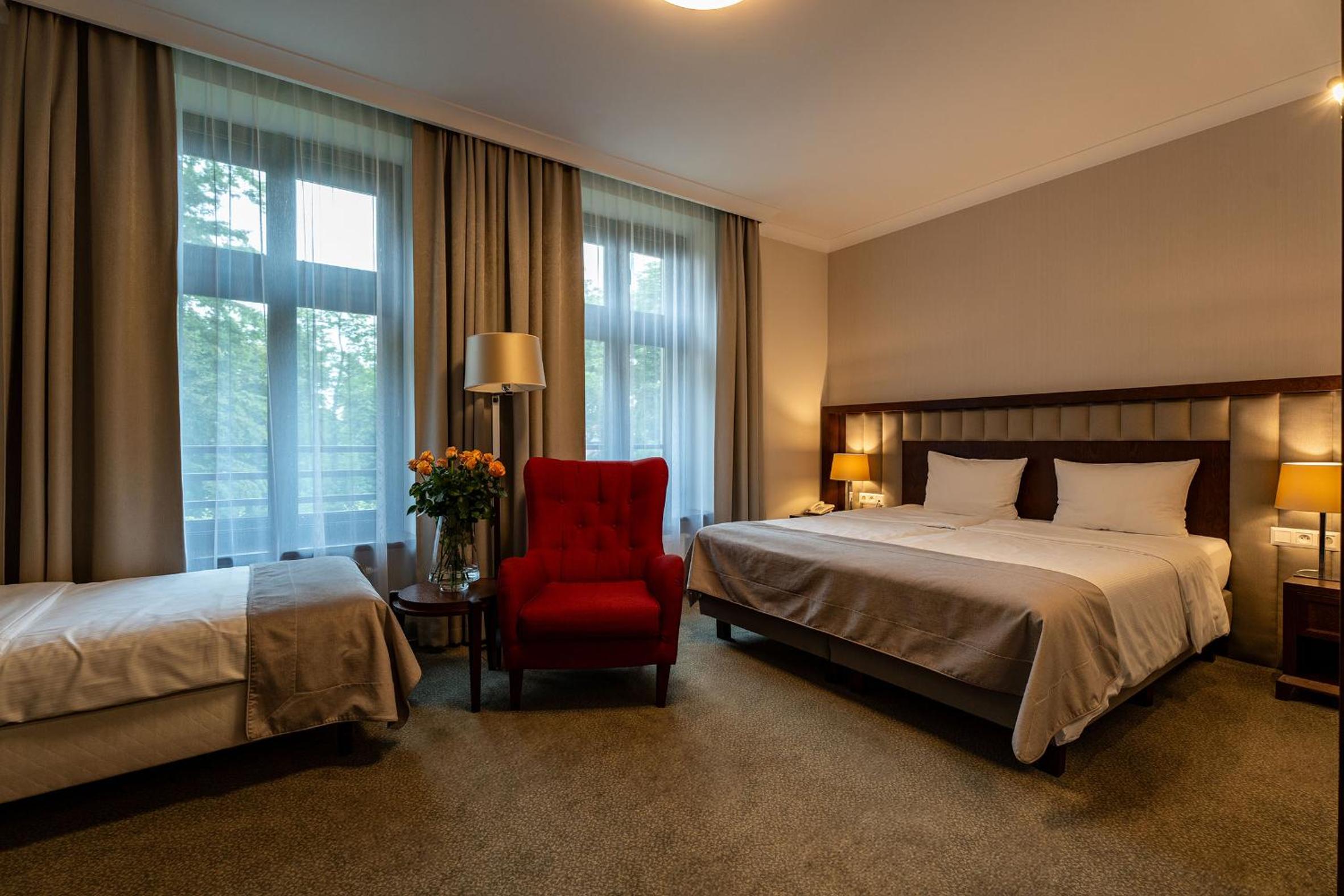 Basic Triple Room photo 1