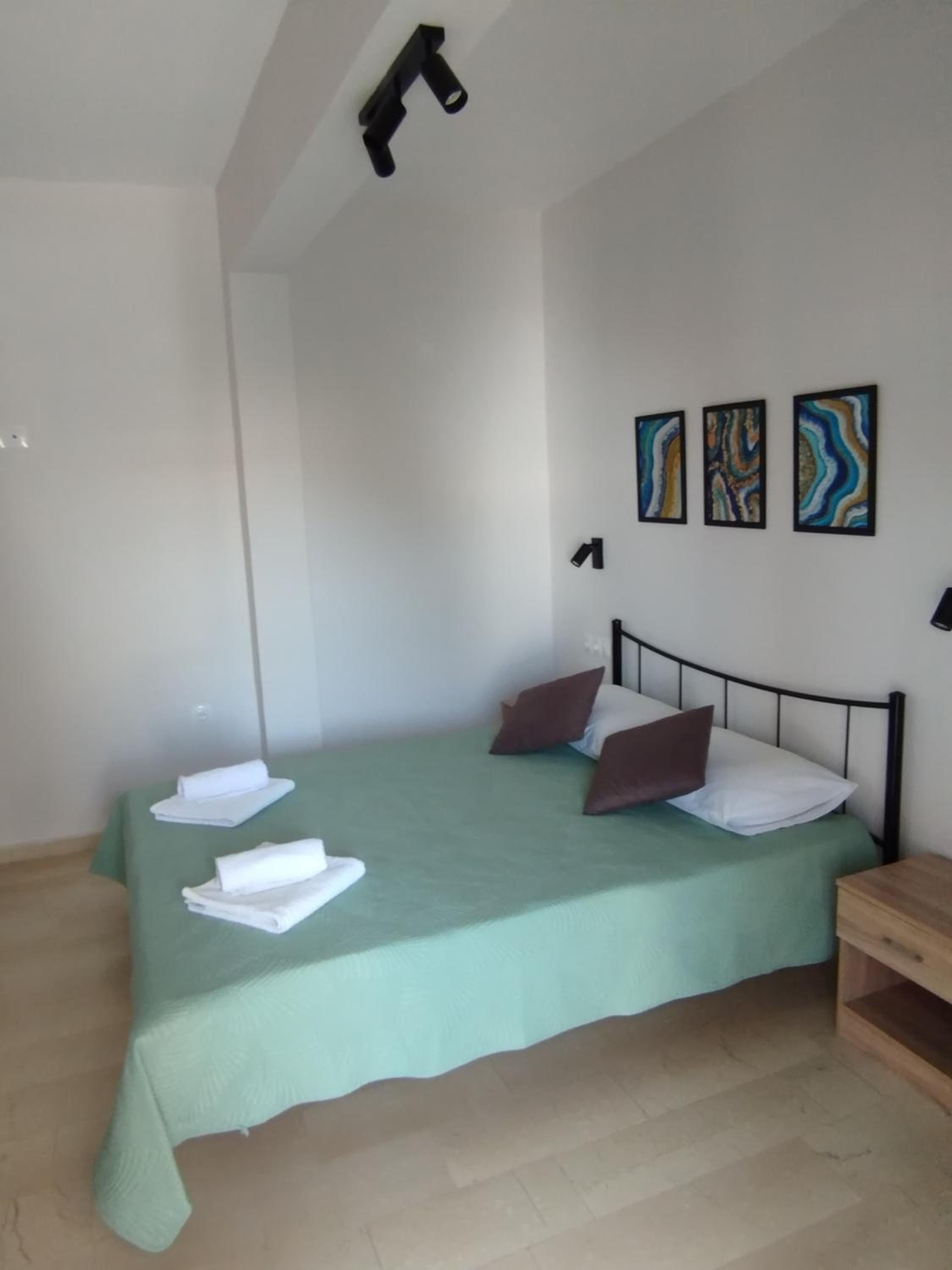 Standard Double or Twin Room with Garden View