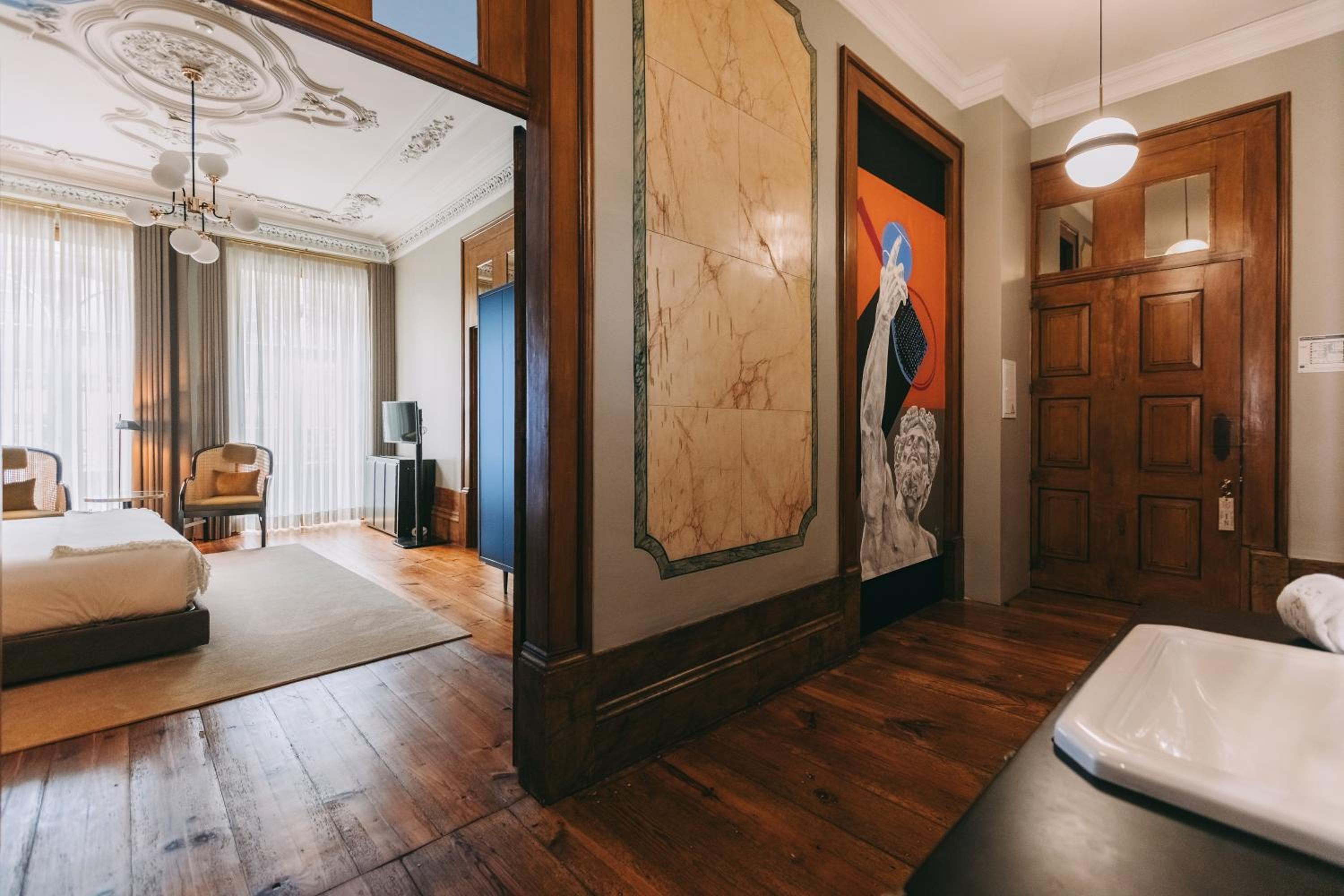 Double or Twin Room - Photo 9
