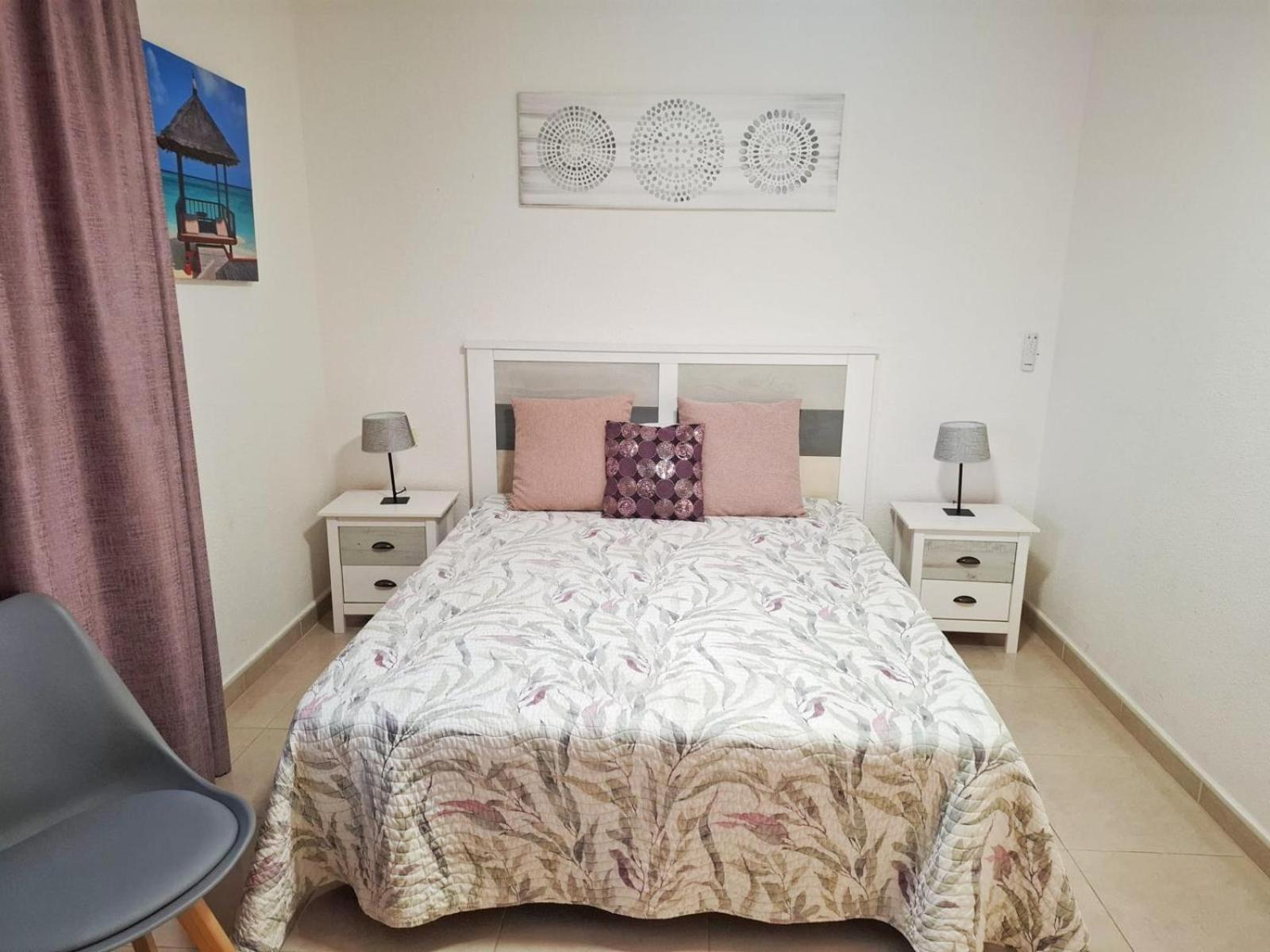 One-Bedroom Apartment with View photo 3