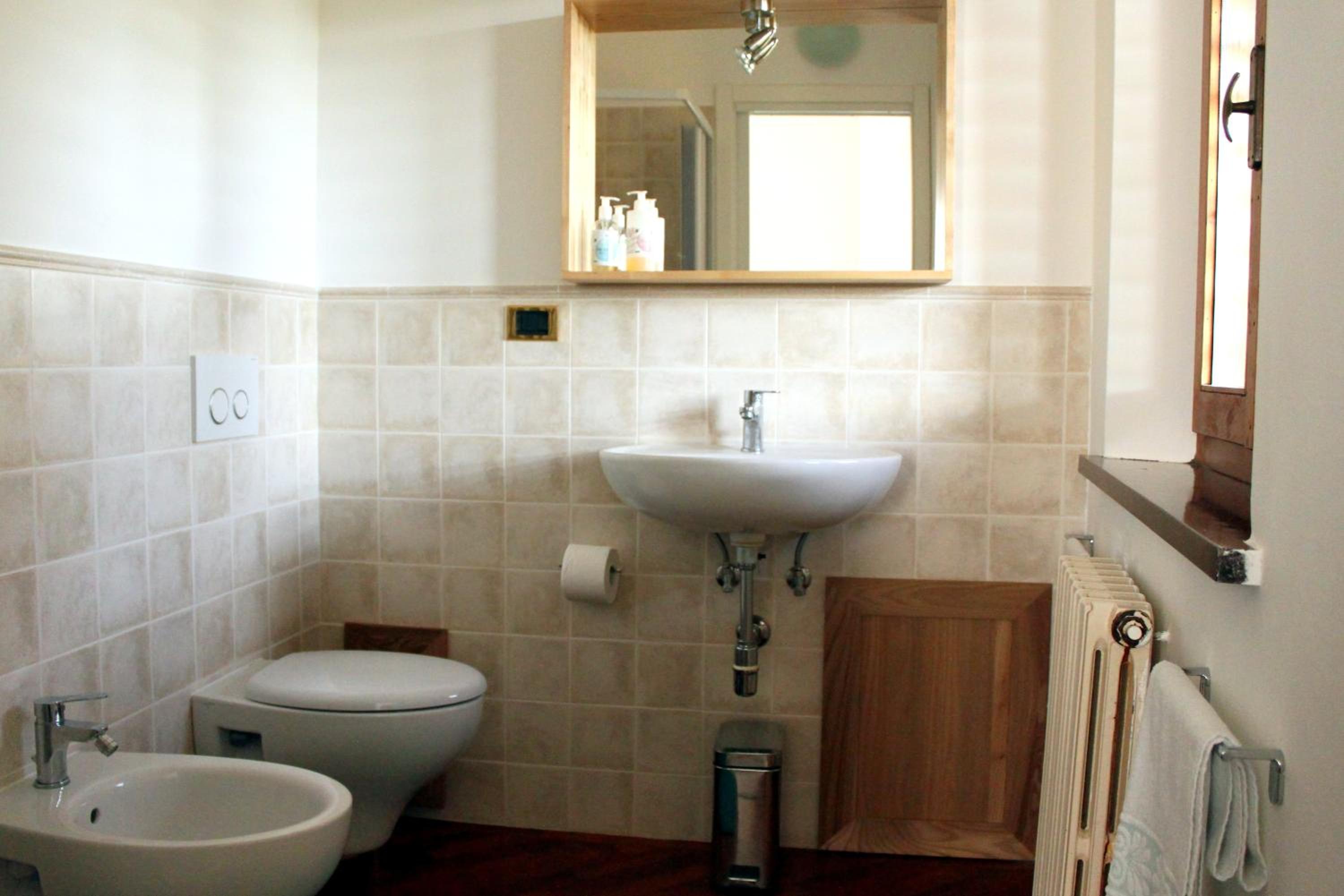 Double Room with Private Bathroom photo 2