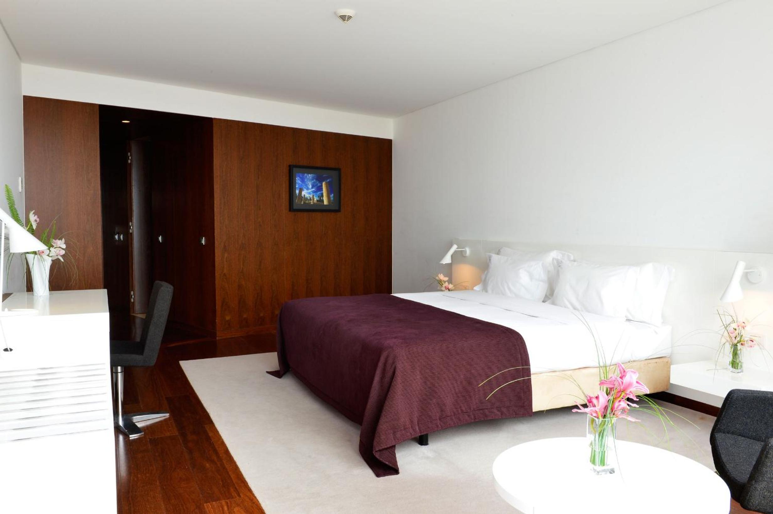 Superior Double or Twin Room - Photo 16