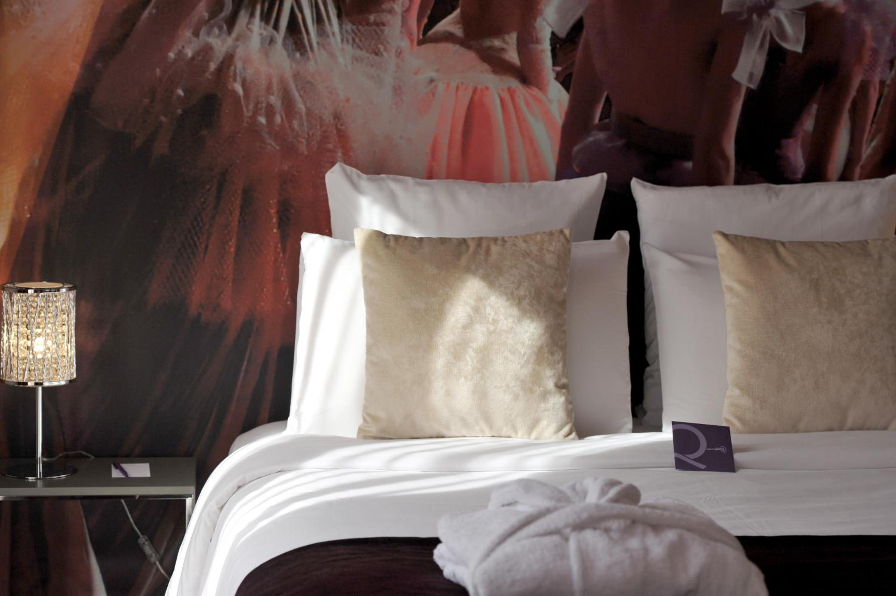 Privilege Double Room thumbnail 5