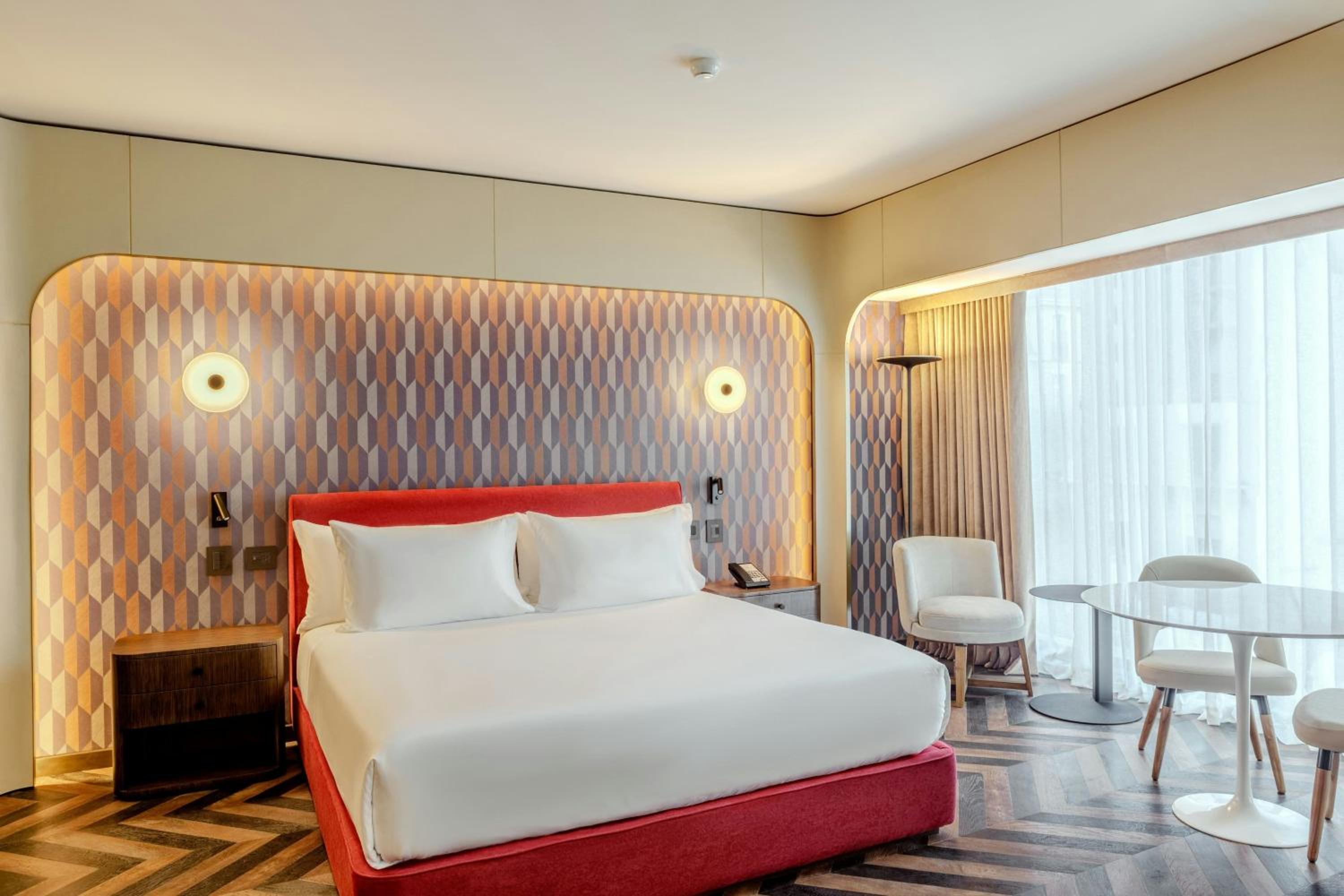 Junior Suite with One King Bed